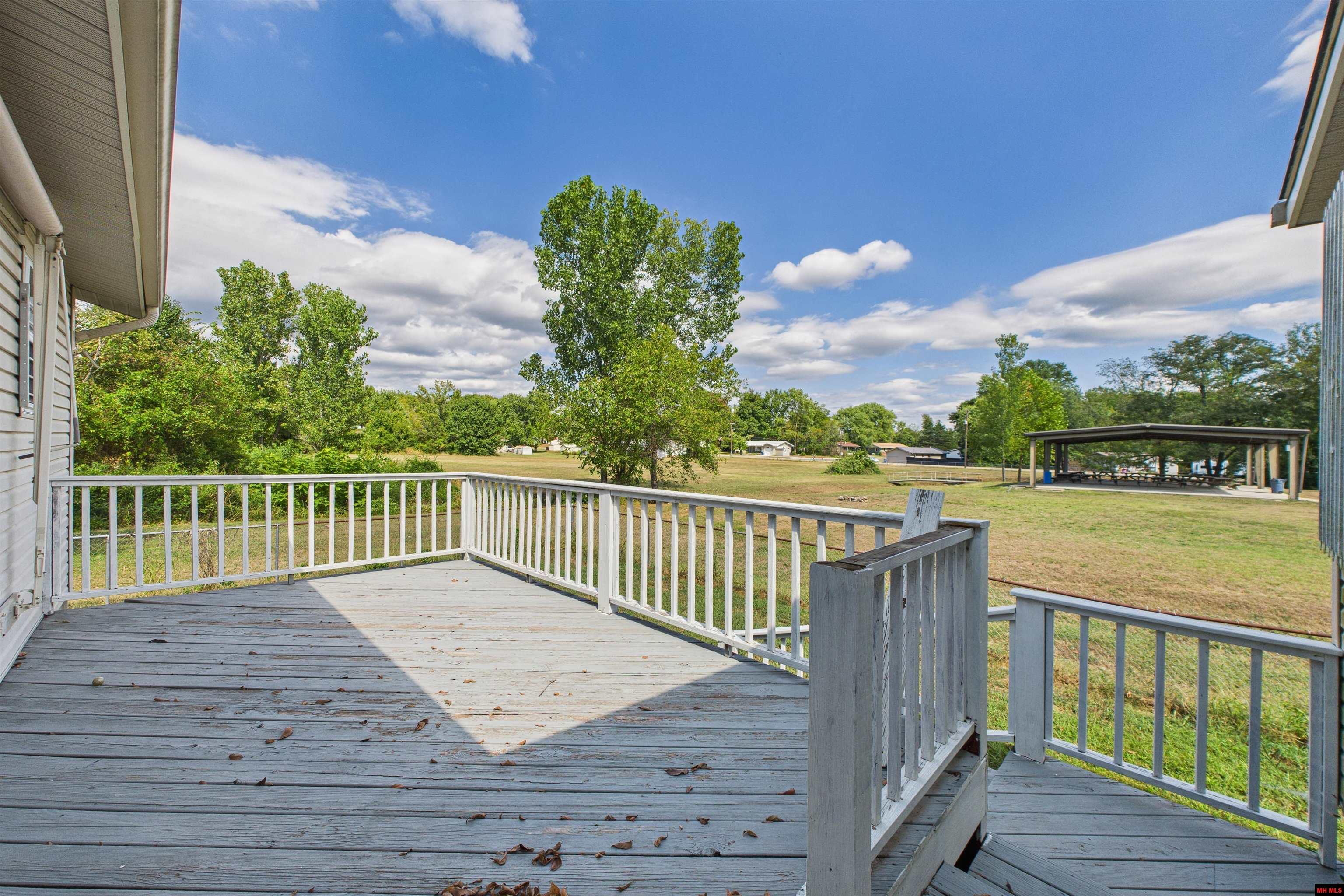 427 HARGRAVE ROAD Mountain Home, AR 72653