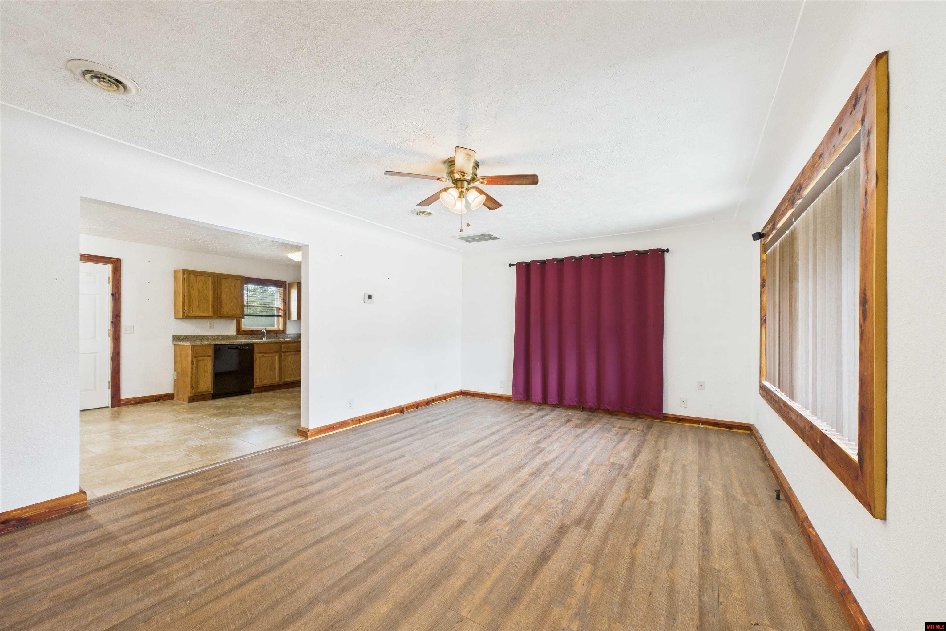 812 SHIRAS STREET Mountain Home, AR