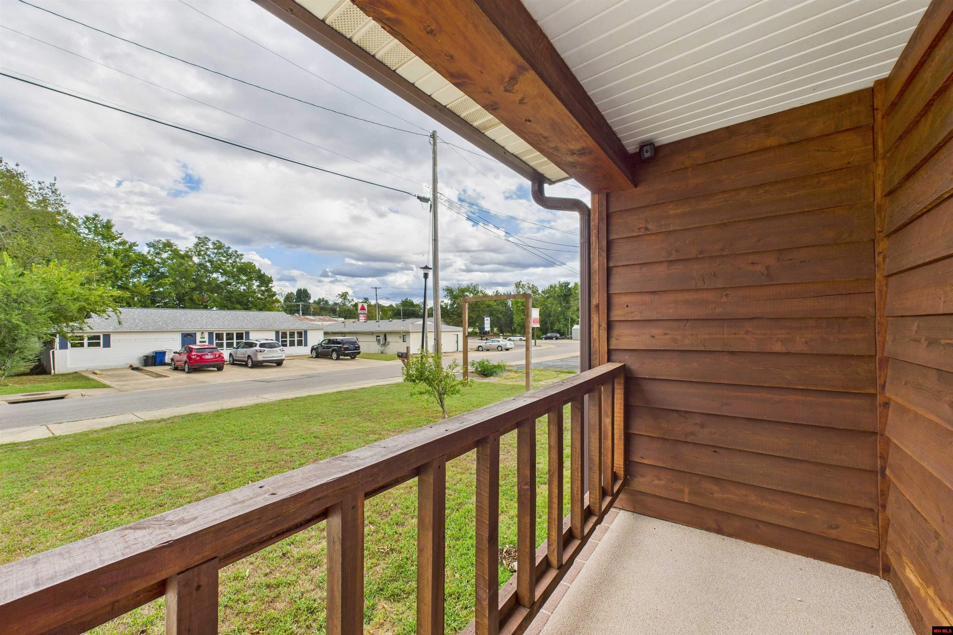 812 SHIRAS STREET Mountain Home, AR