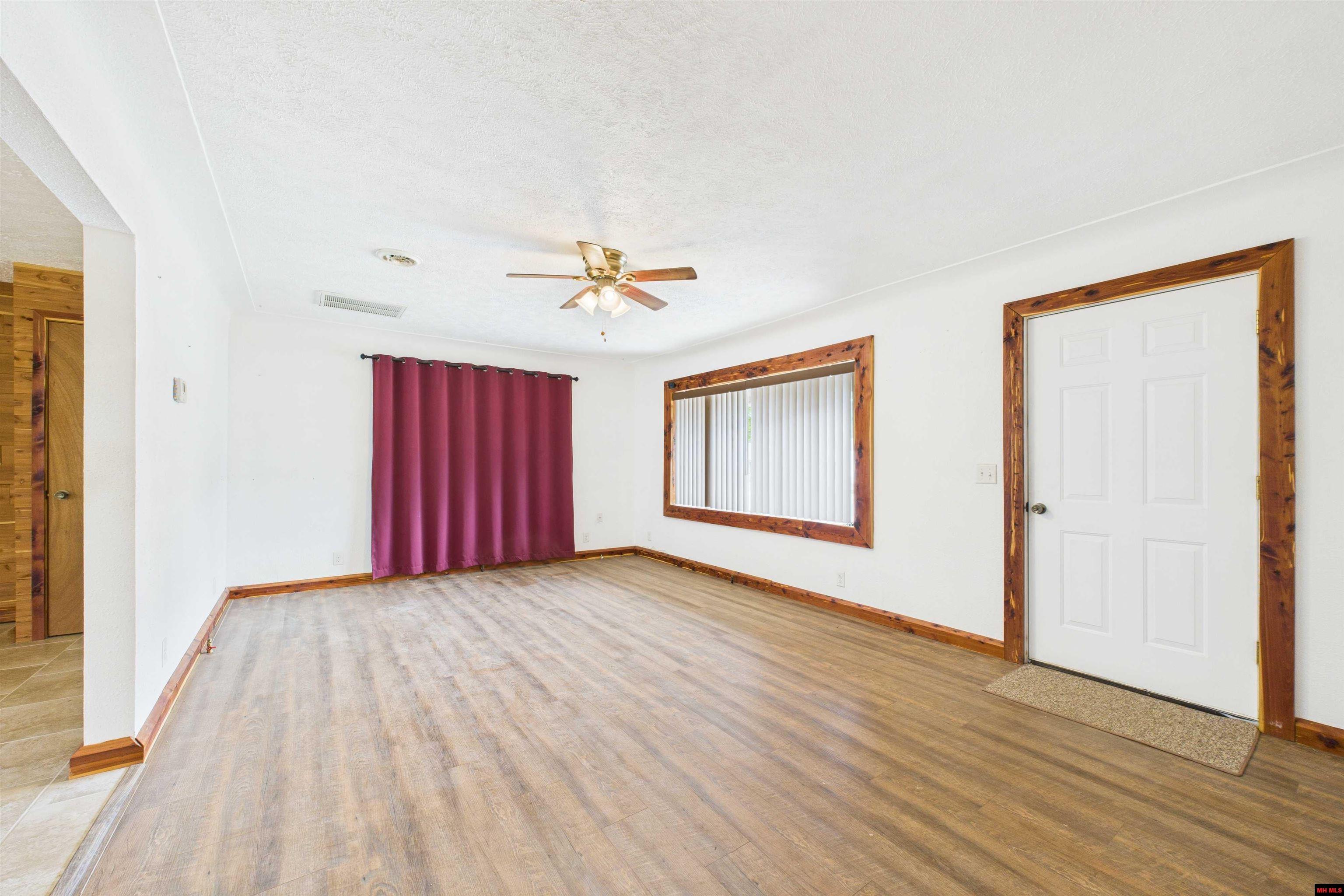 812 SHIRAS STREET Mountain Home, AR