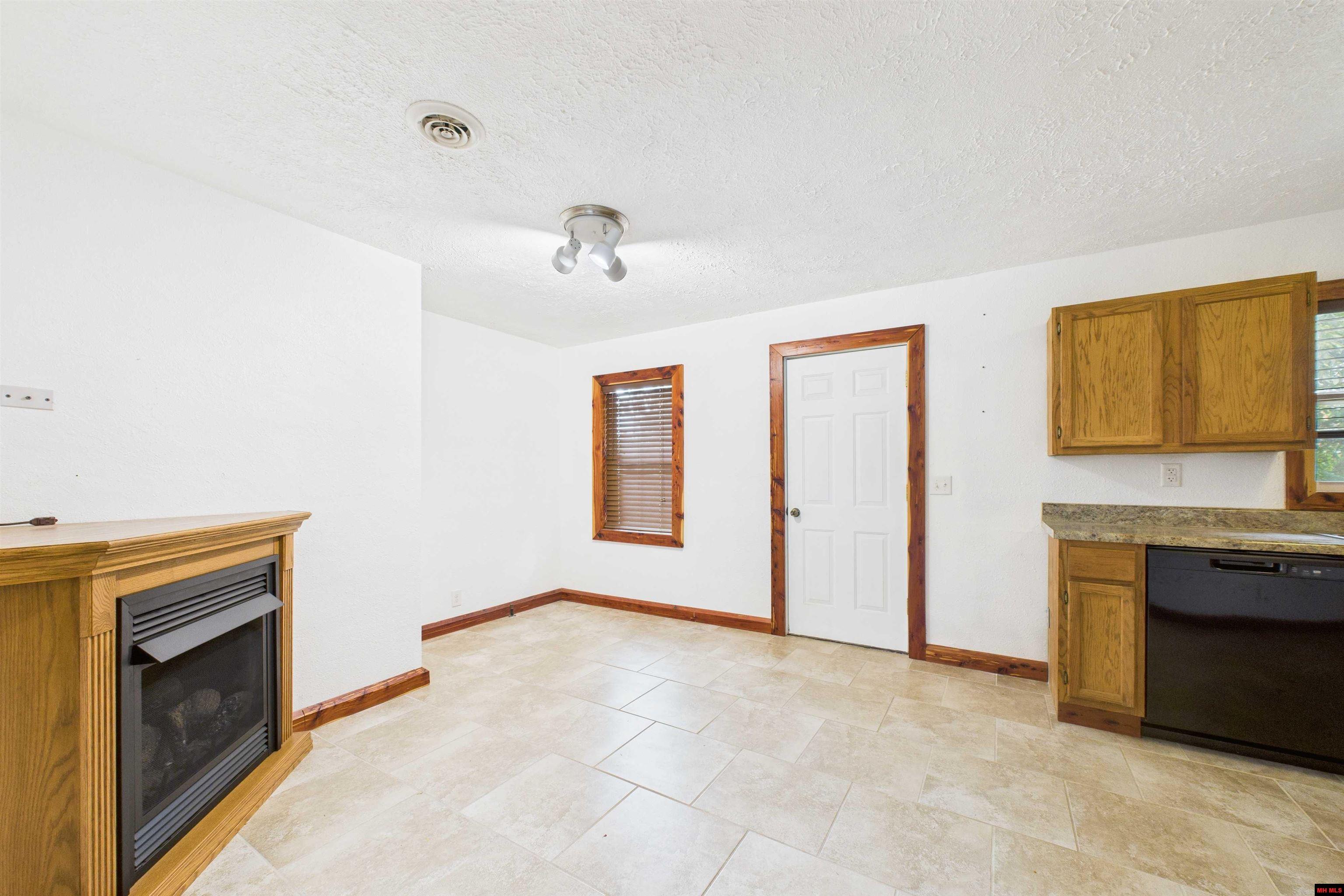 812 SHIRAS STREET Mountain Home, AR