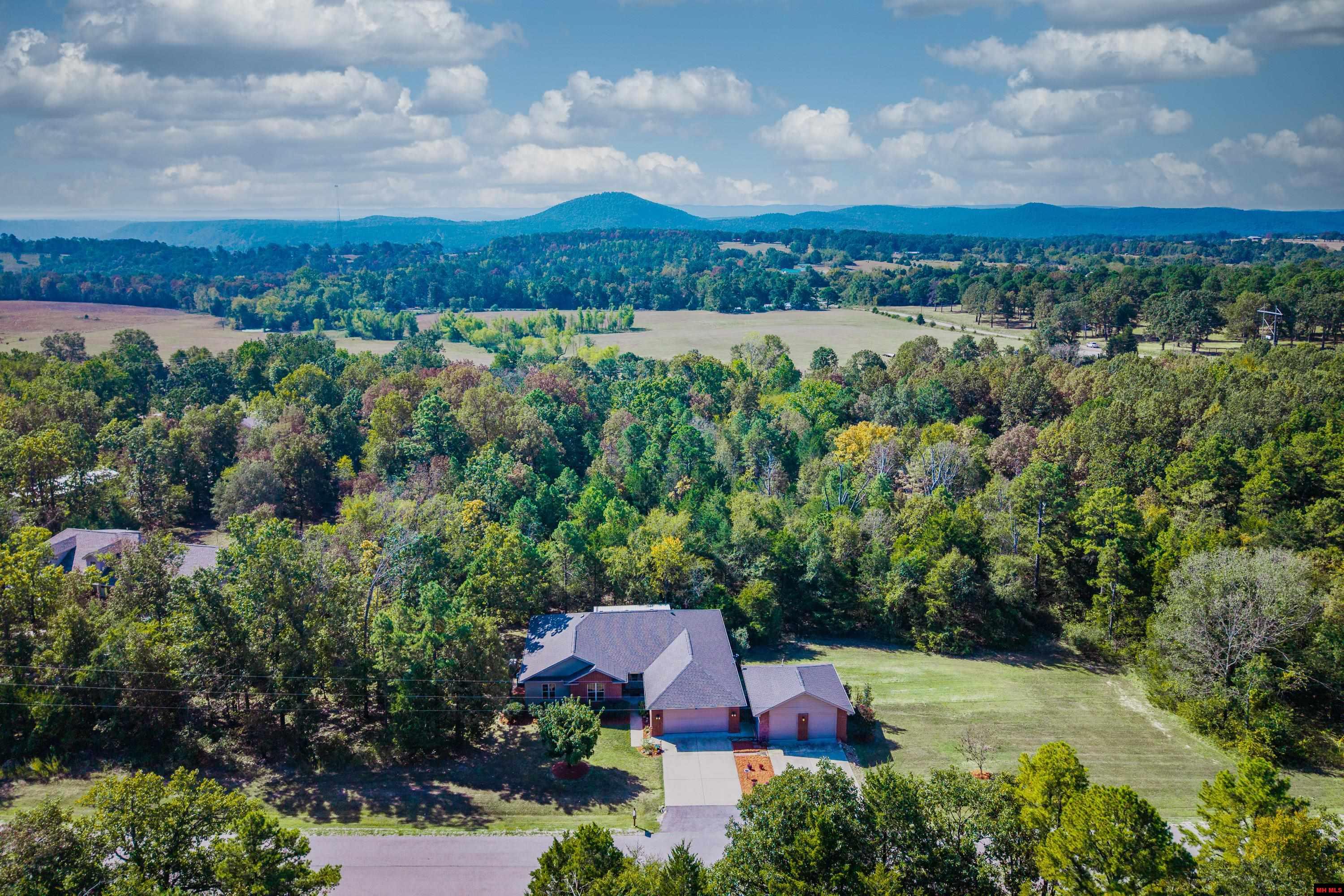 103 MOUNTAIN VALLEY DRIVE Mountain Home, AR