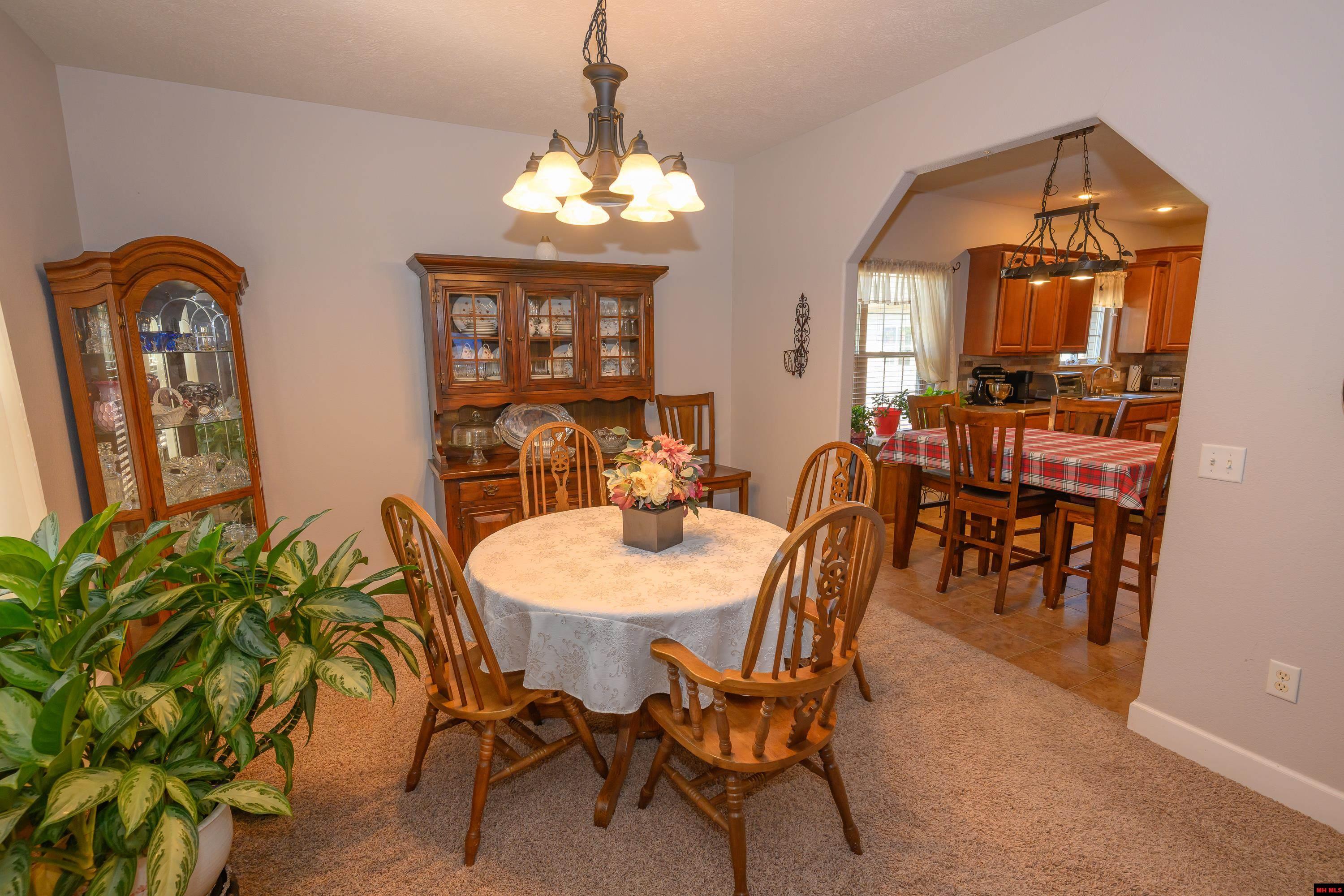 103 MOUNTAIN VALLEY DRIVE Mountain Home, AR
