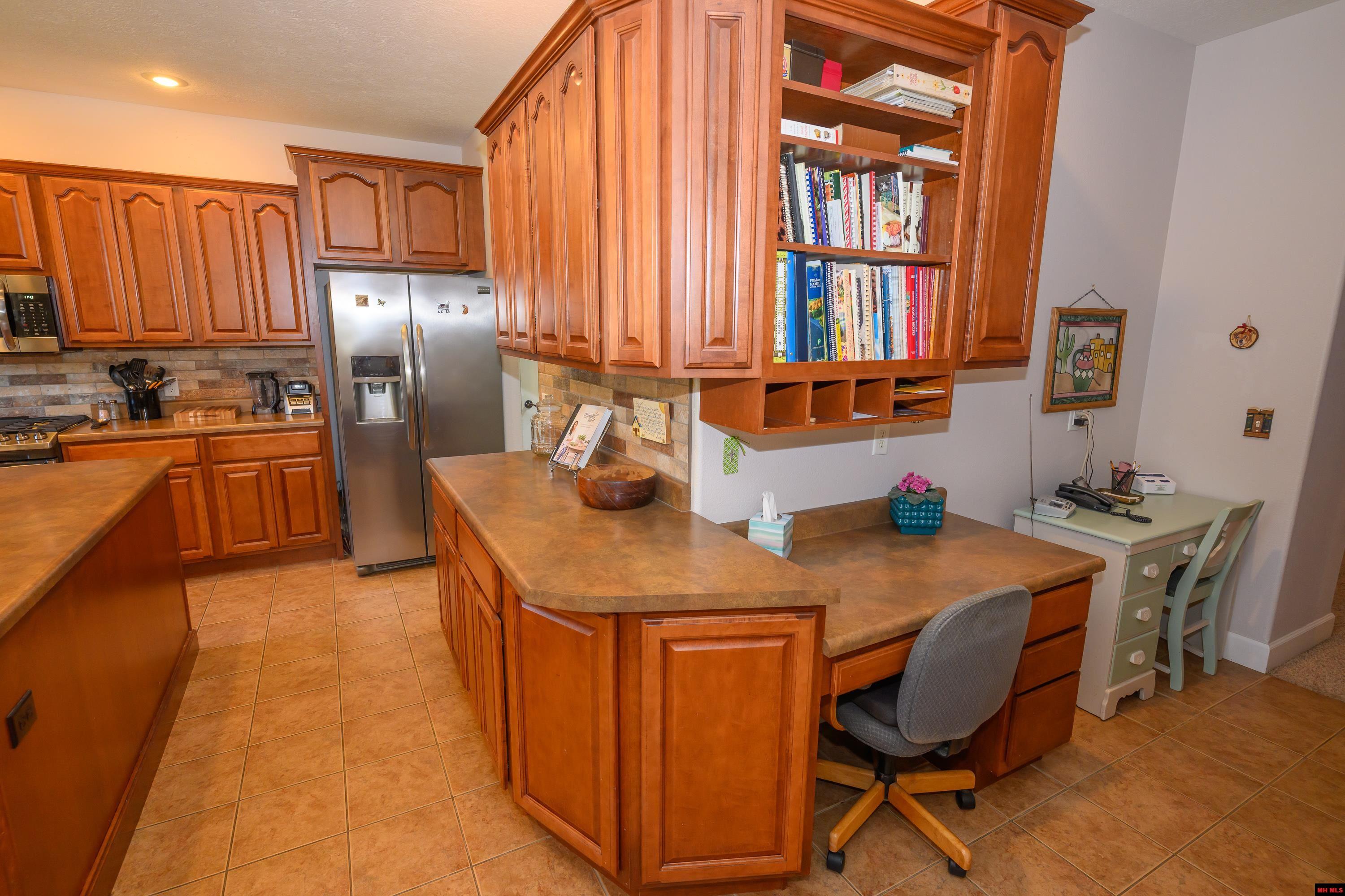 103 MOUNTAIN VALLEY DRIVE Mountain Home, AR
