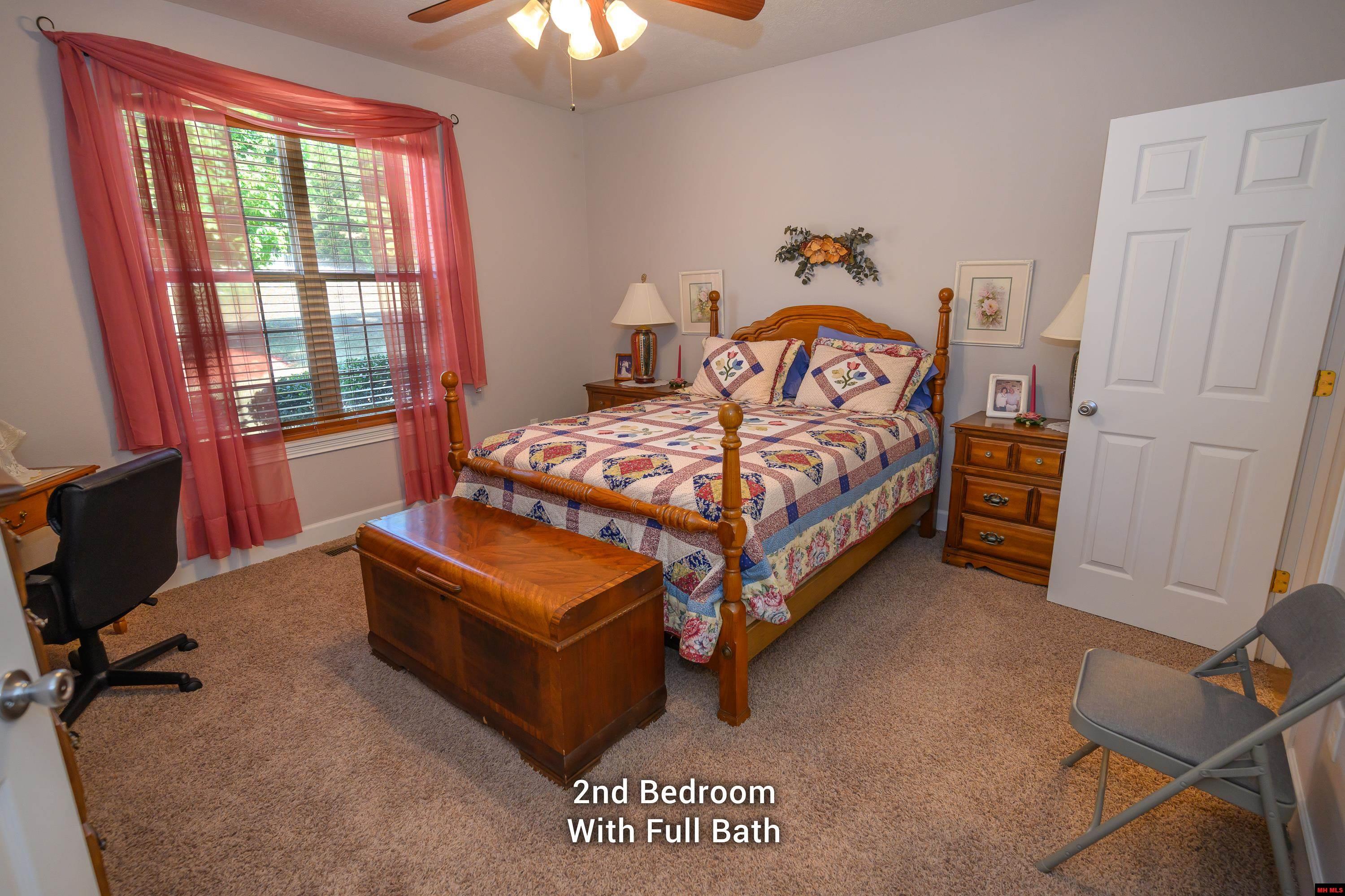103 MOUNTAIN VALLEY DRIVE Mountain Home, AR