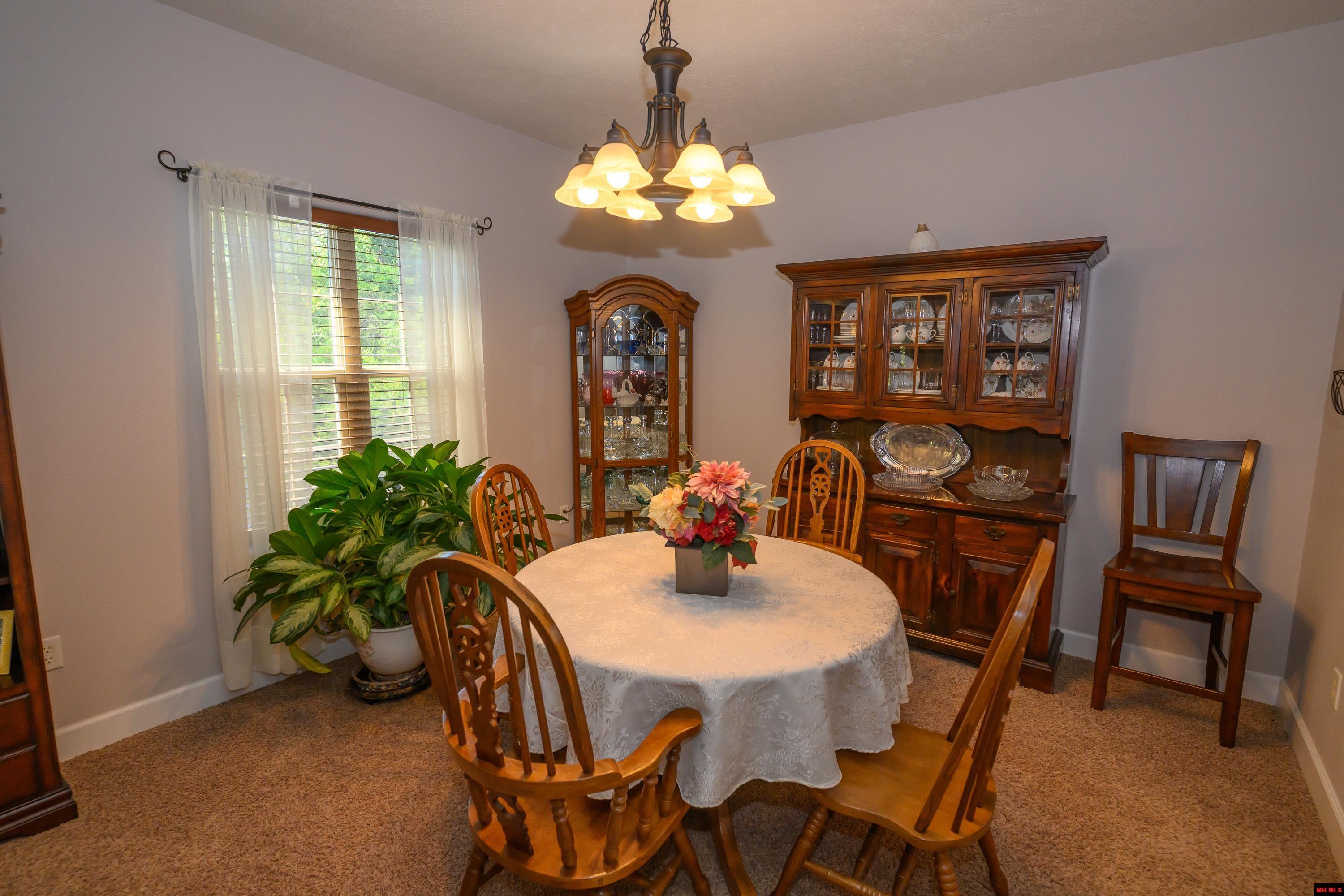 103 MOUNTAIN VALLEY DRIVE Mountain Home, AR