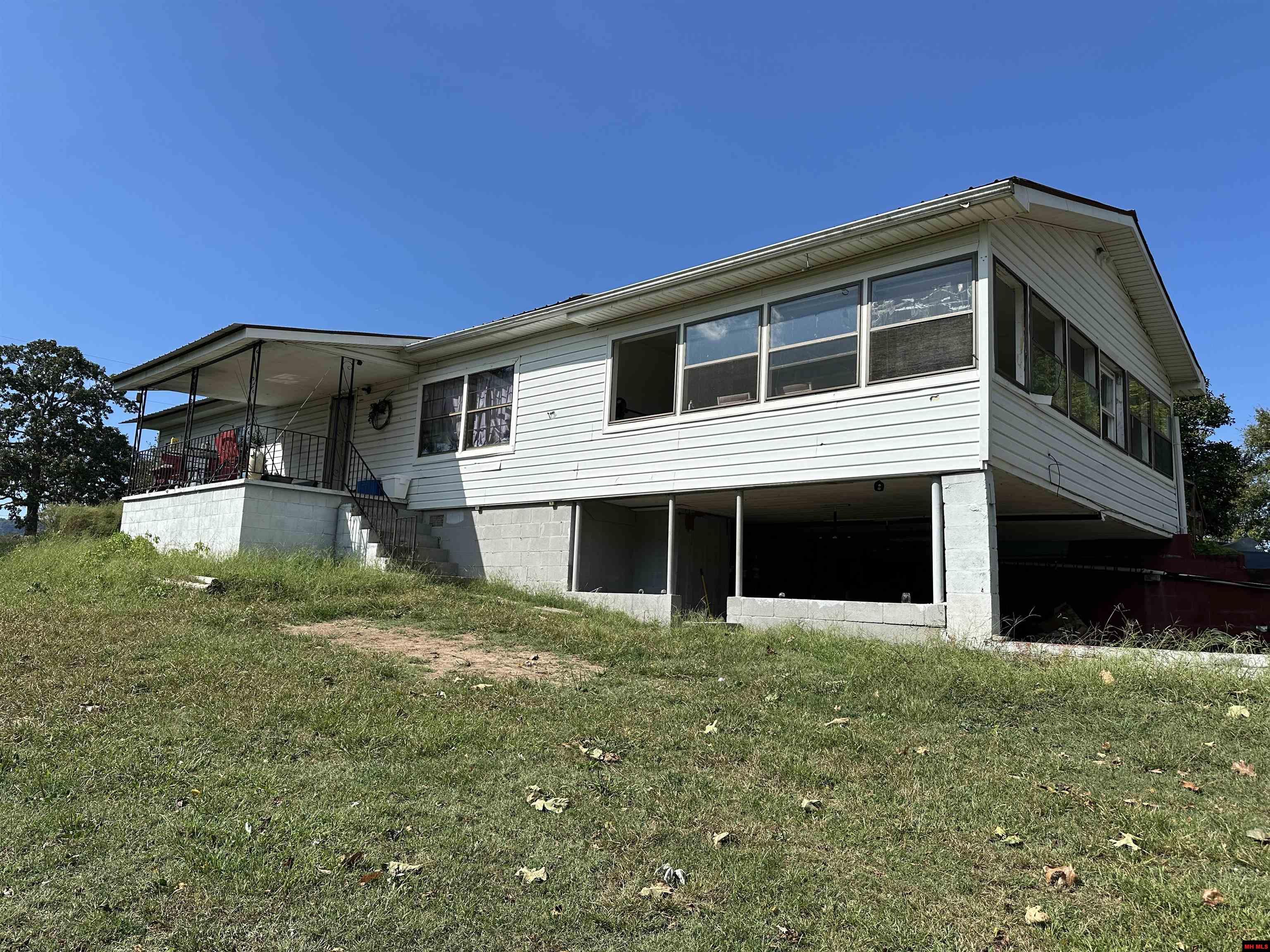 7429 WATTS ROAD Harrison, AR 72601