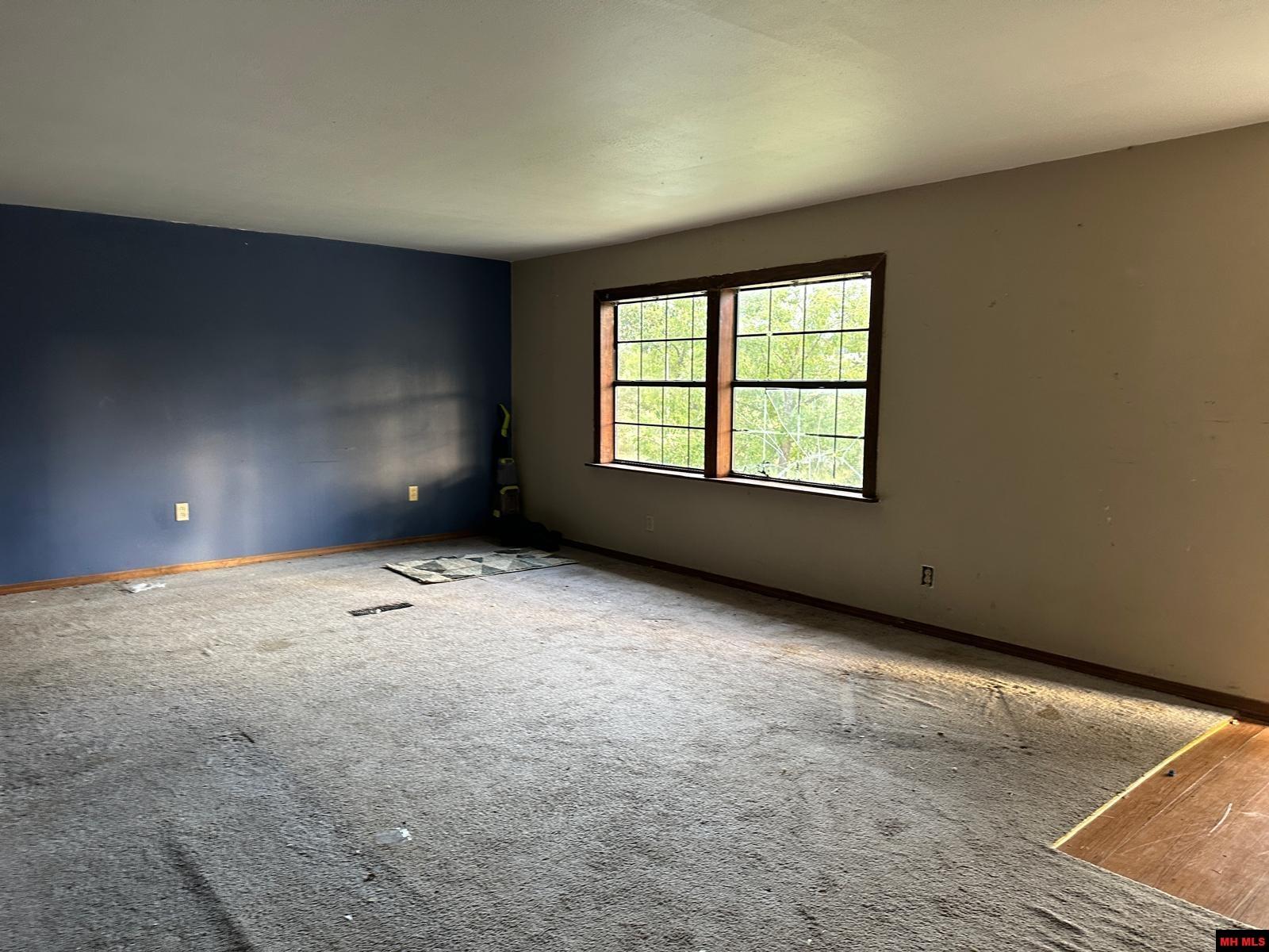 7429 WATTS ROAD Harrison, AR 72601