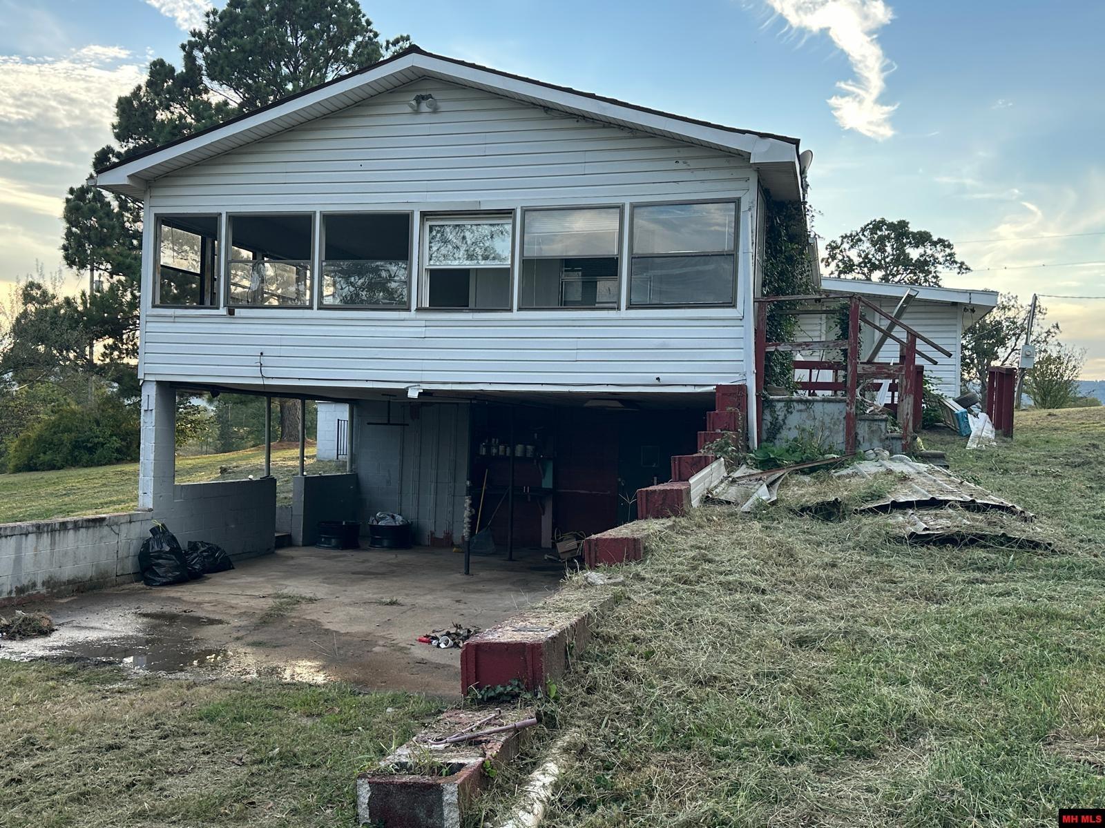 7429 WATTS ROAD Harrison, AR 72601