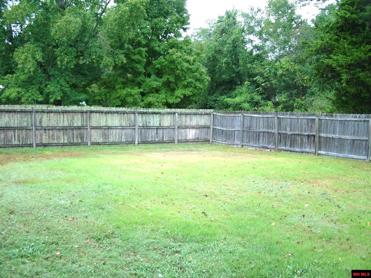 114 PARKVIEW DRIVE Mountain Home, AR 72653