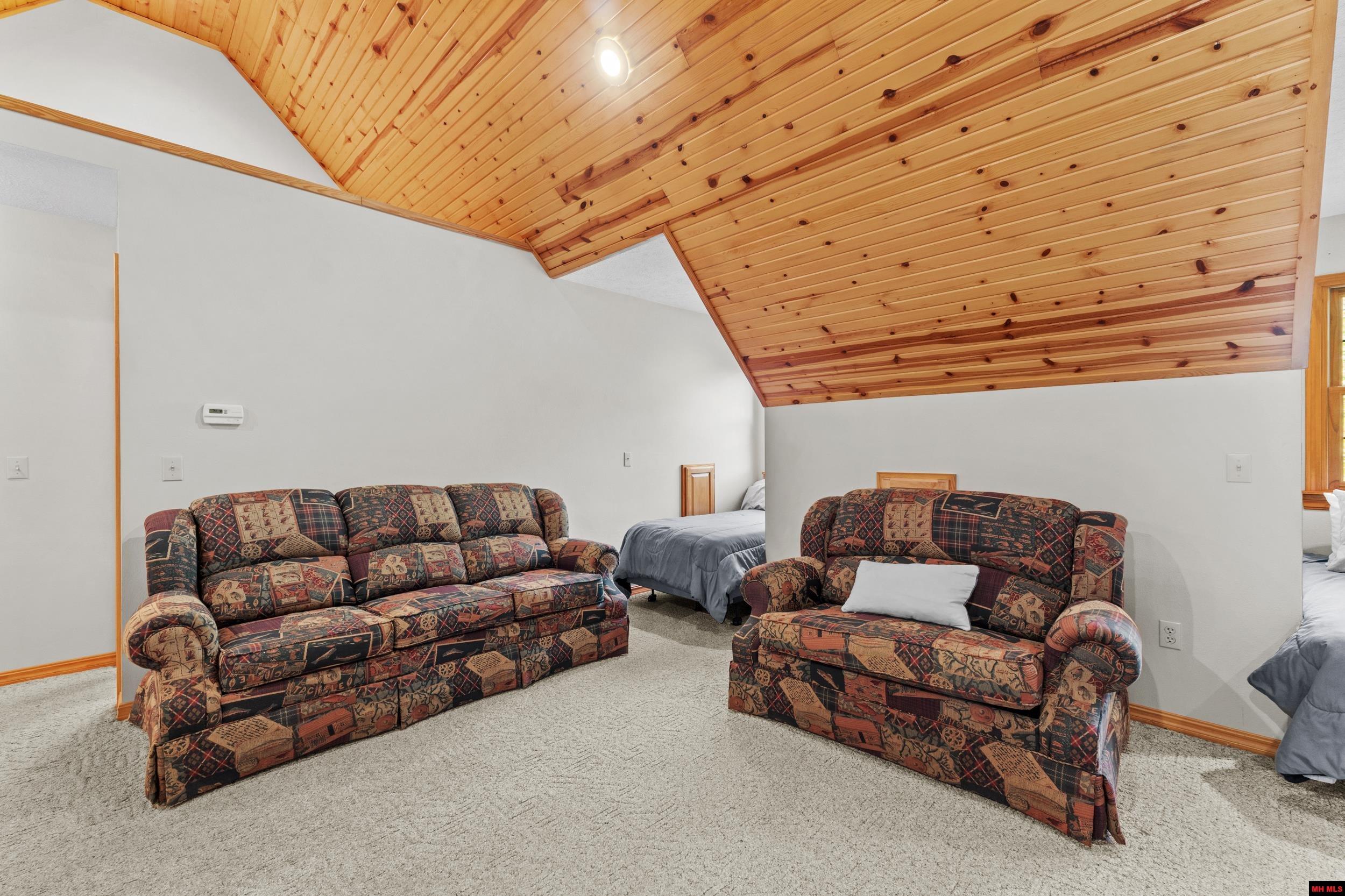 210 MC 8101 Flippin, AR 72634