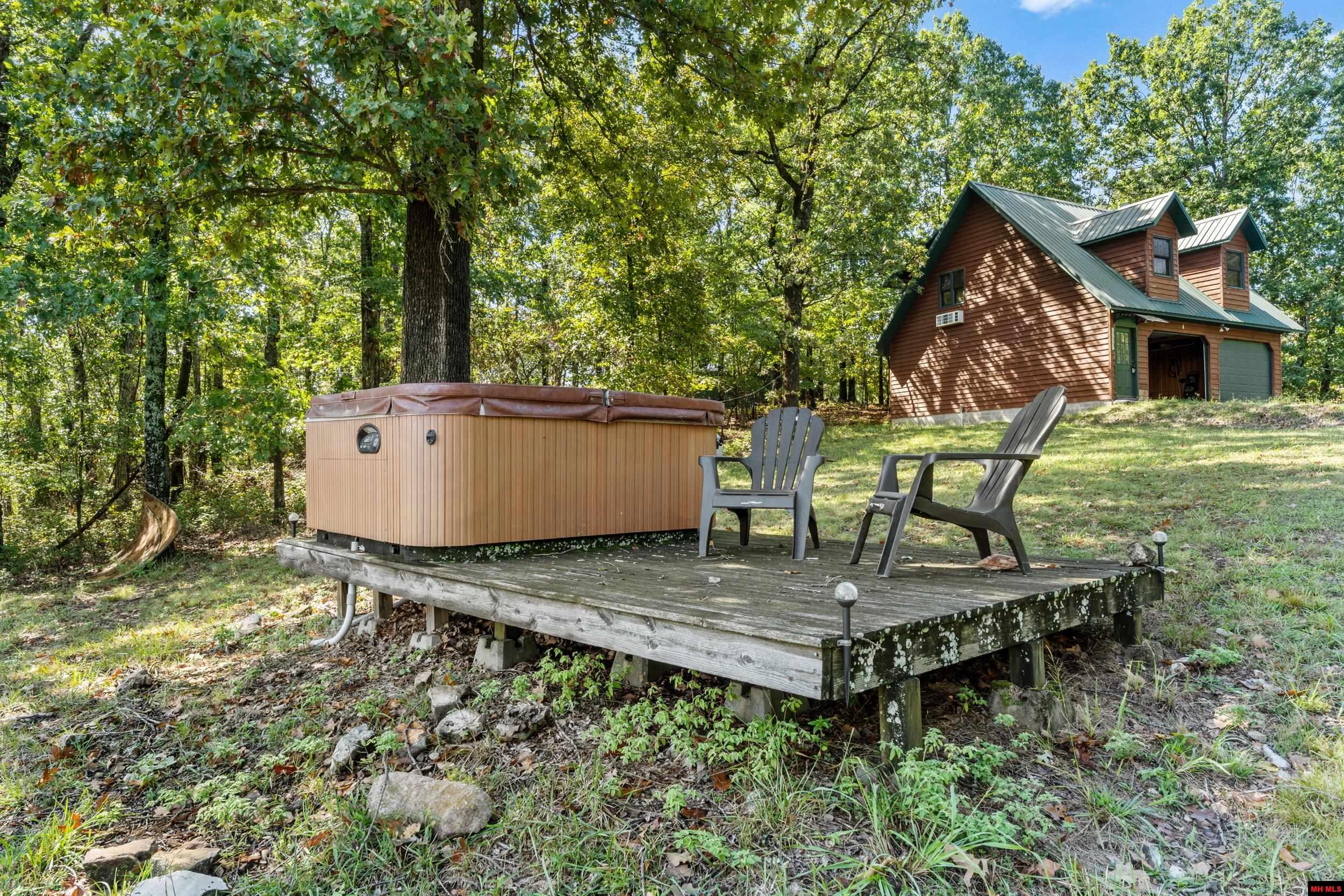 210 MC 8101 Flippin, AR 72634