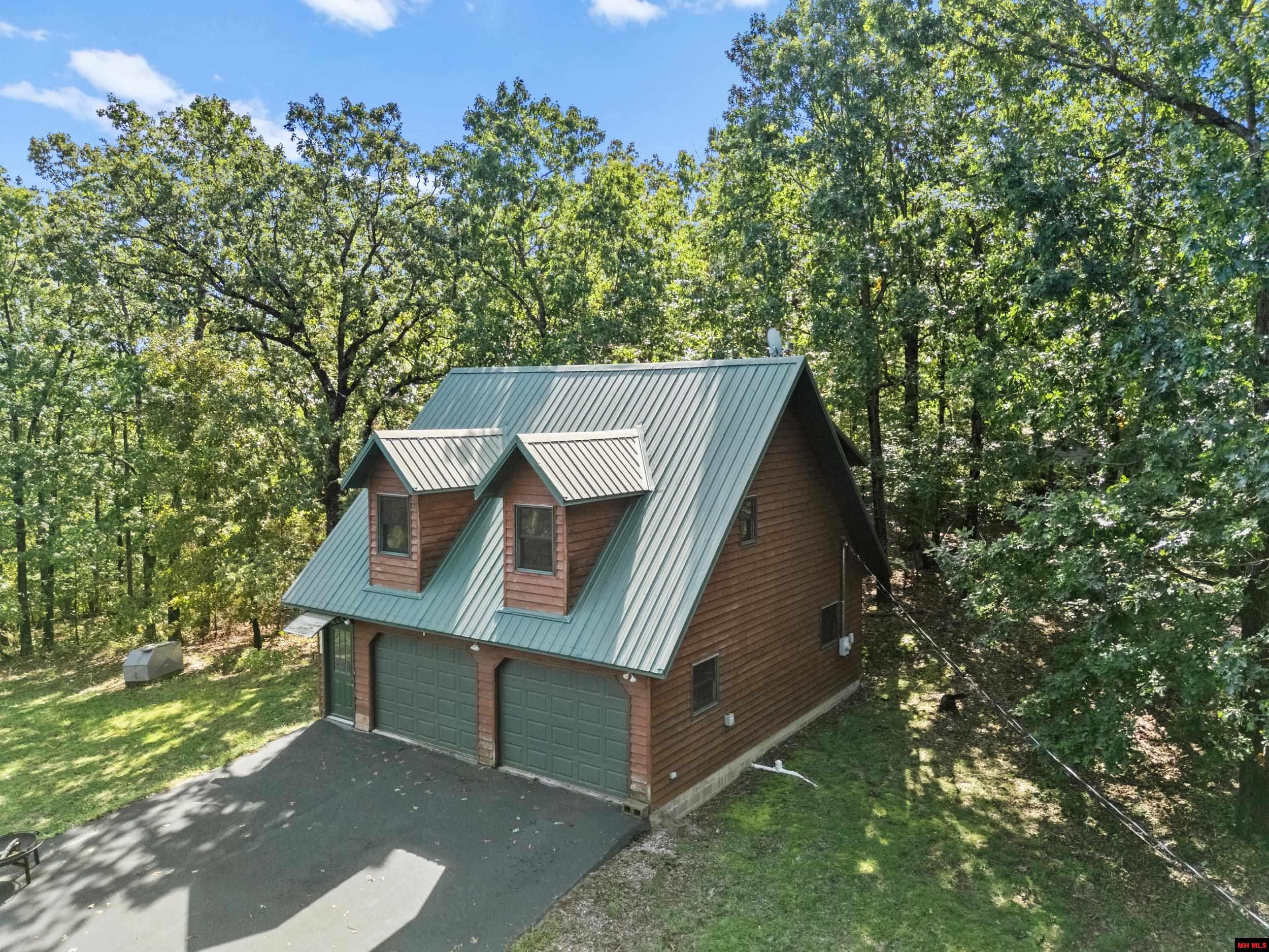 210 MC 8101 Flippin, AR 72634