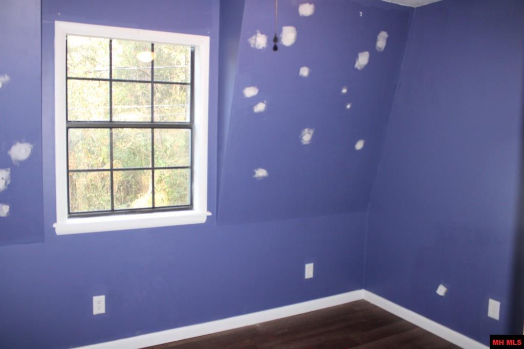 128 WALNUT CIRCLE Yellville, AR