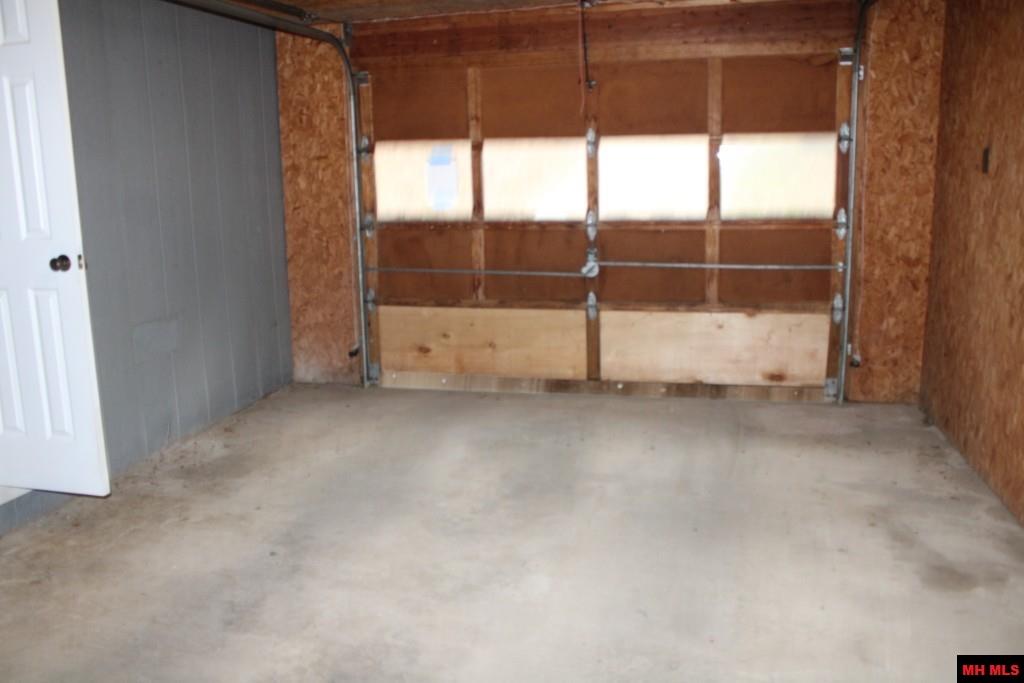 128 WALNUT CIRCLE Yellville, AR