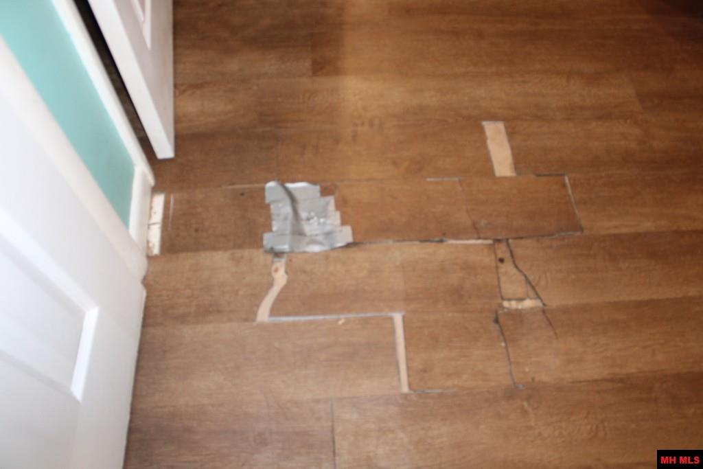 128 WALNUT CIRCLE Yellville, AR