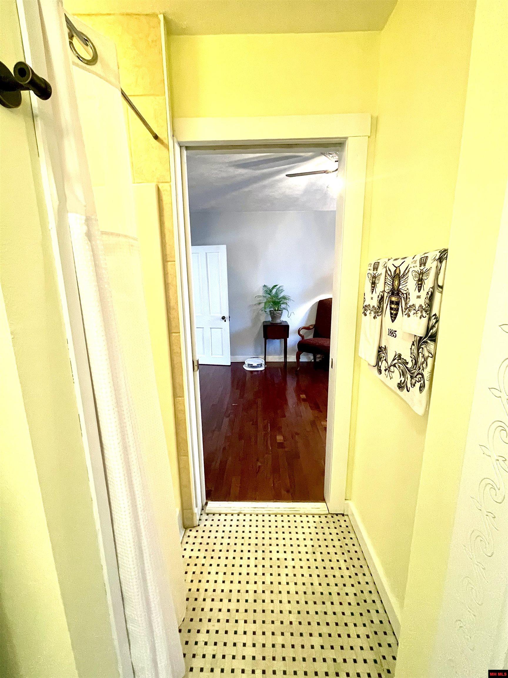 901 N ESTES AVENUE Yellville, AR