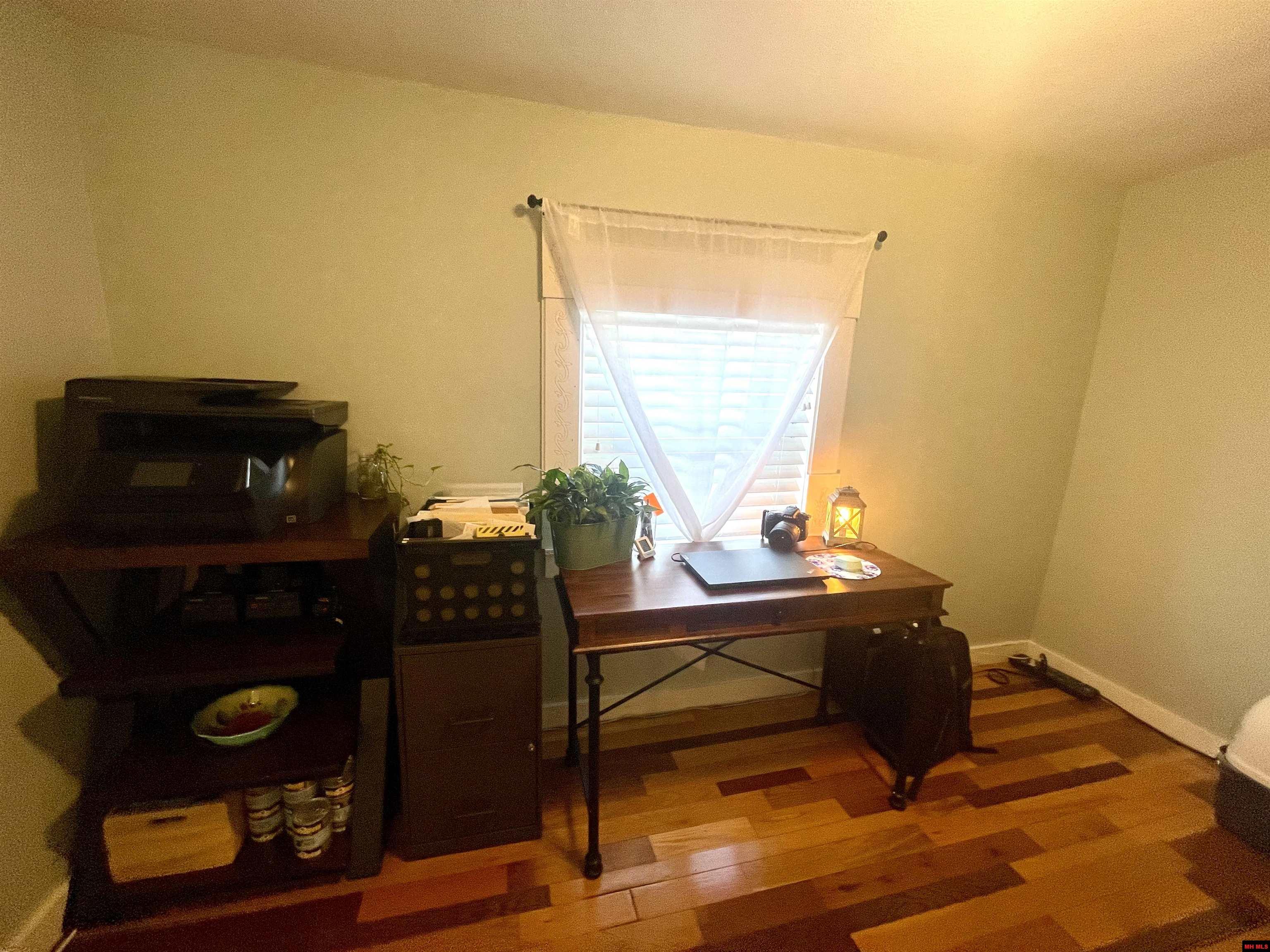 901 N ESTES AVENUE Yellville, AR