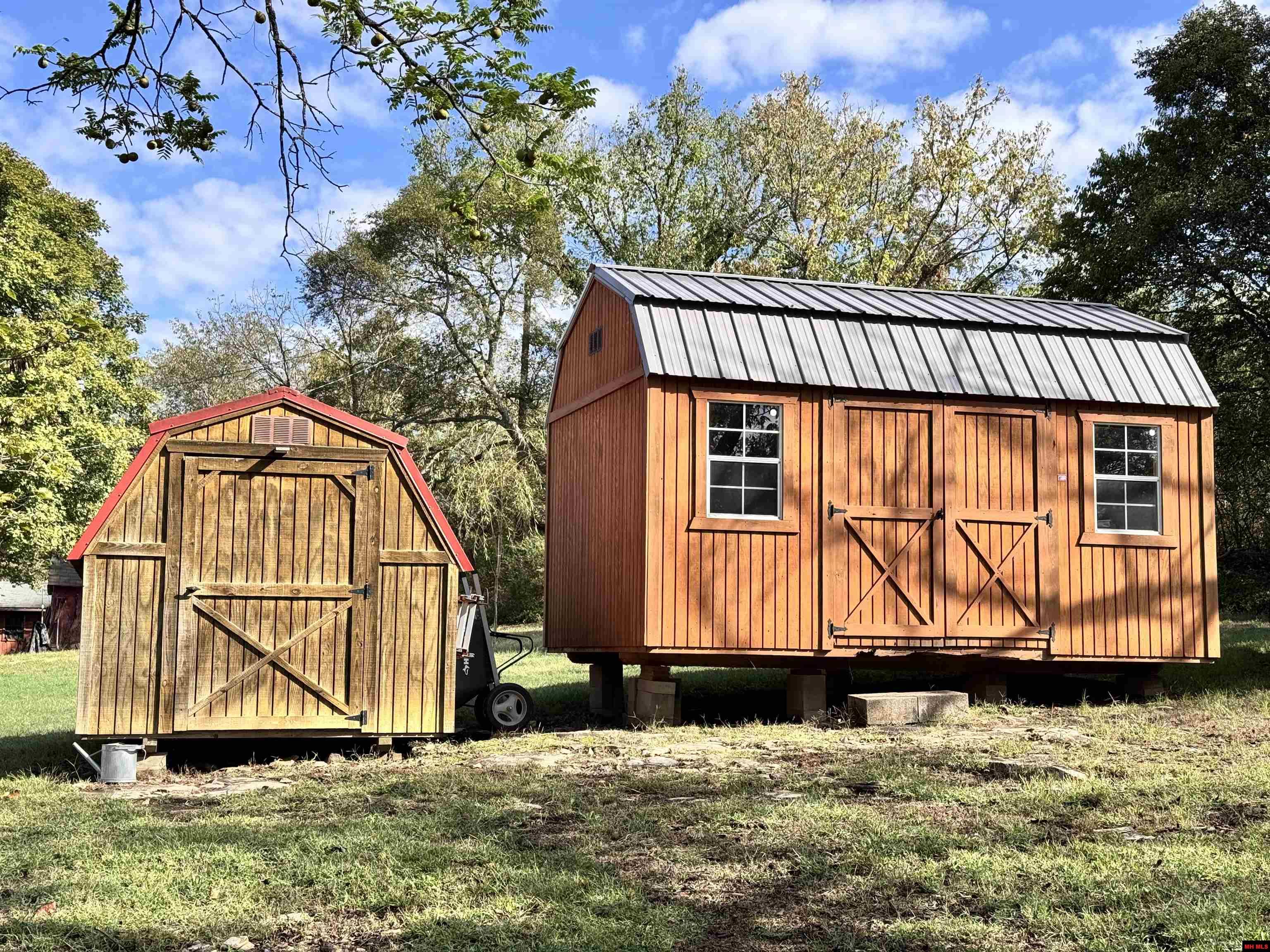 901 N ESTES AVENUE Yellville, AR