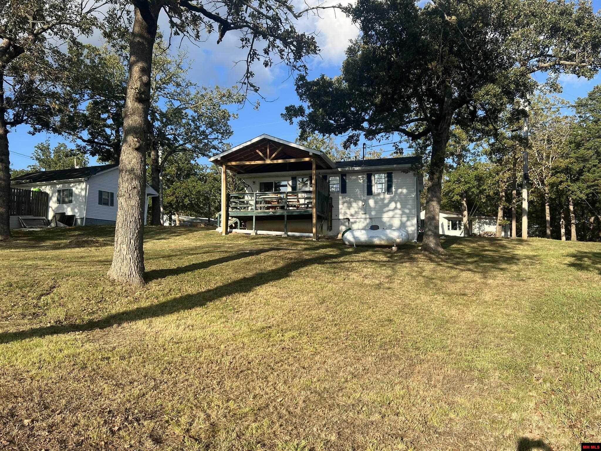 775 CR 505 Mountain Home, AR 72653