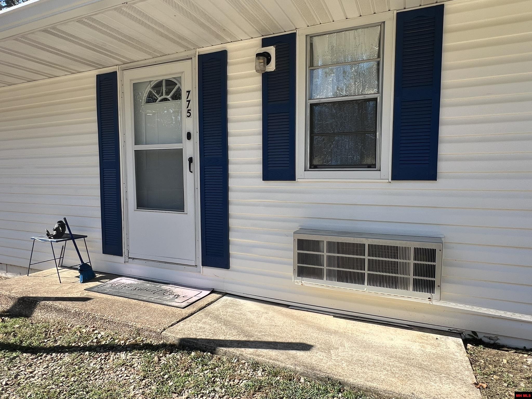 775 CR 505 Mountain Home, AR 72653