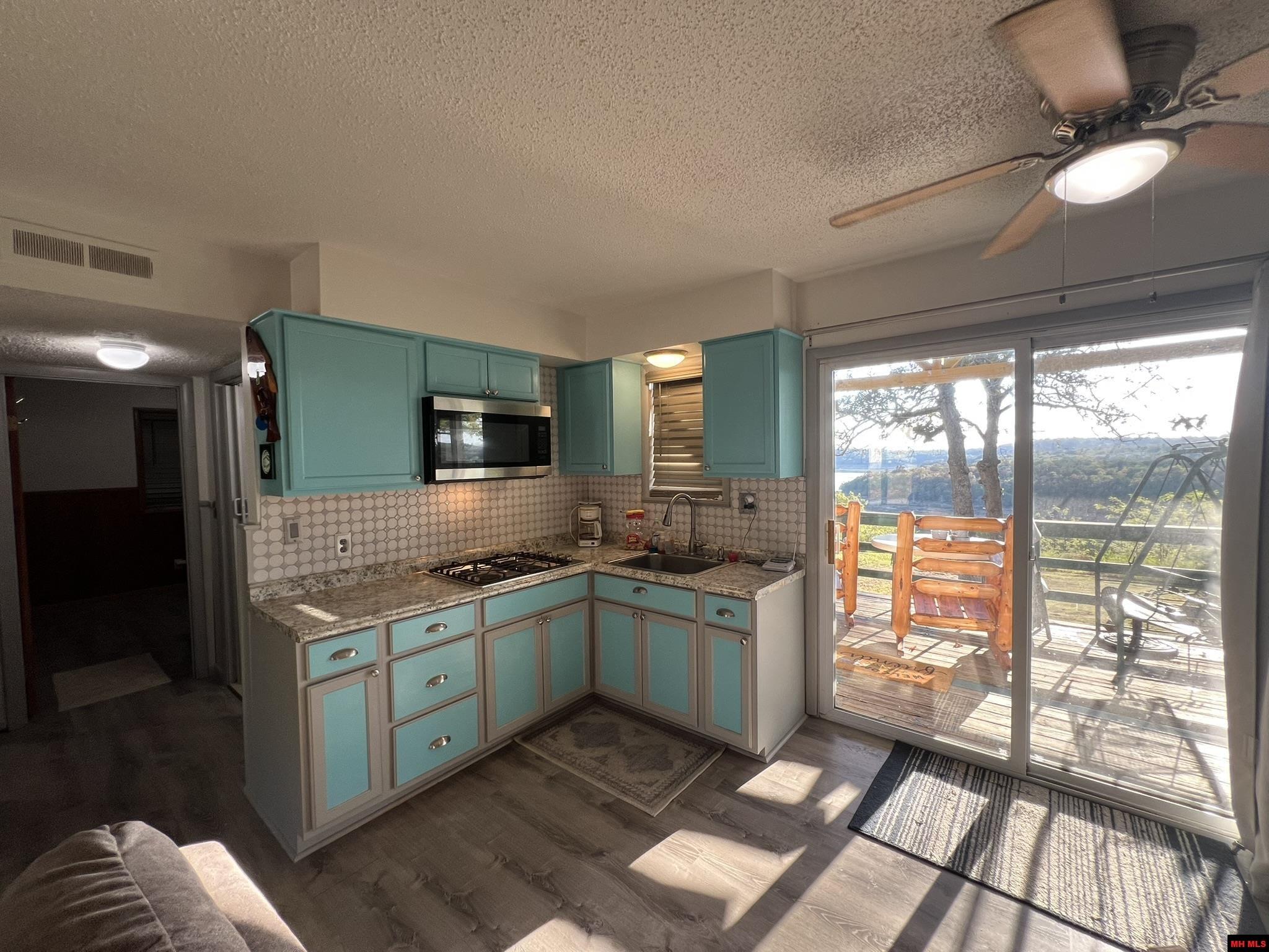 775 CR 505 Mountain Home, AR 72653