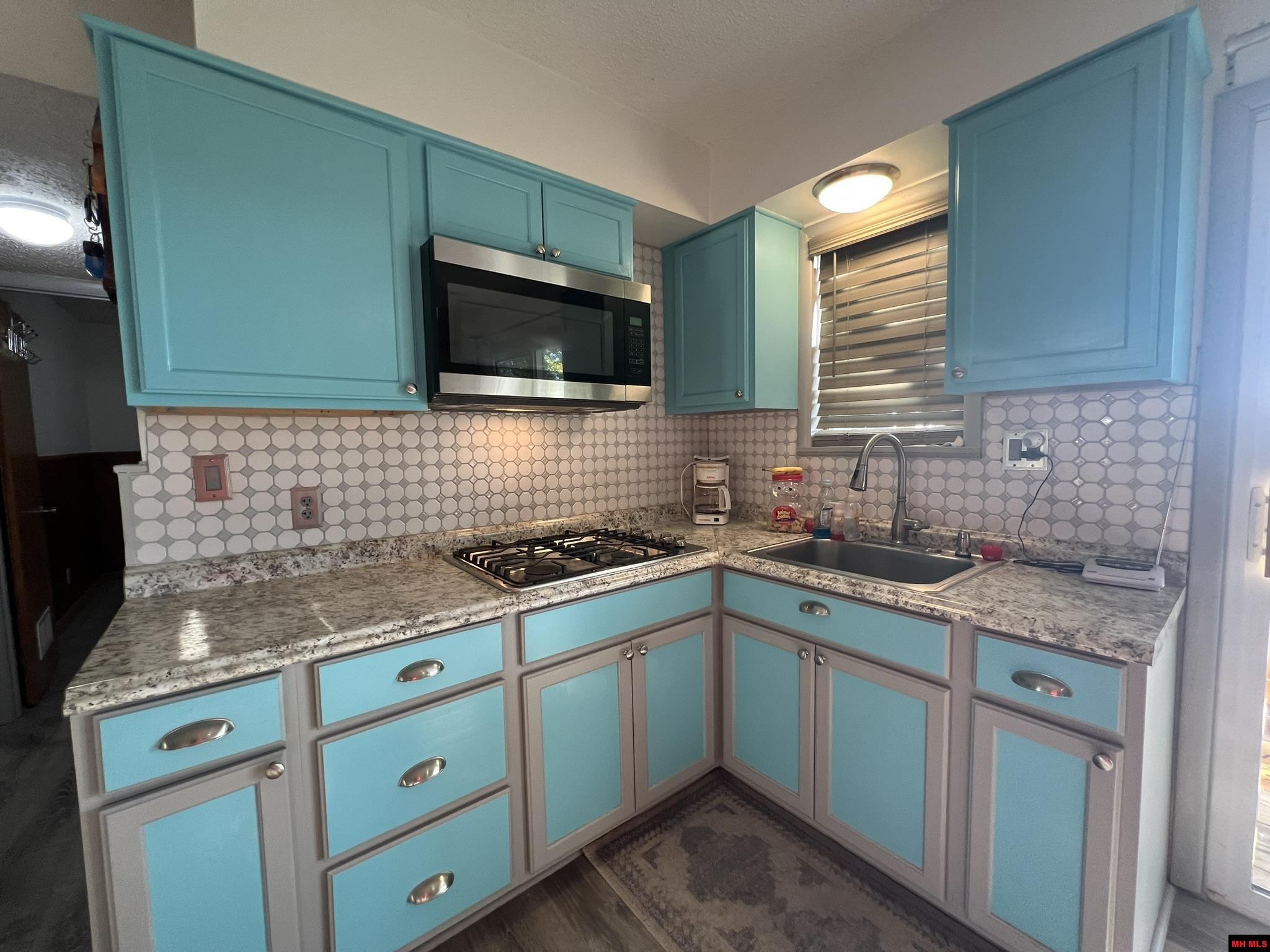 775 CR 505 Mountain Home, AR 72653