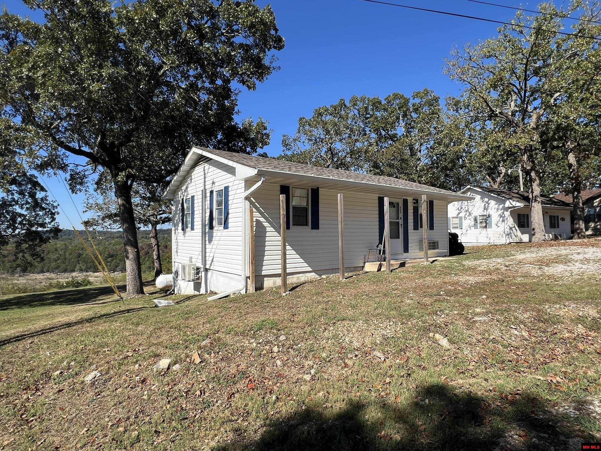 775 CR 505 Mountain Home, AR 72653