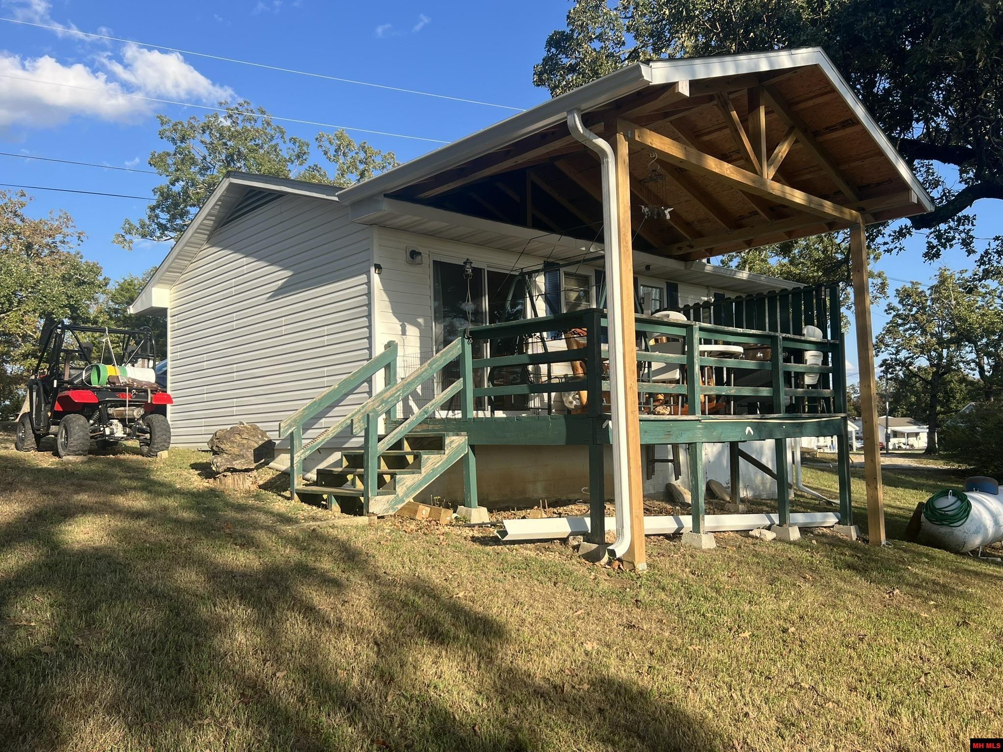 775 CR 505 Mountain Home, AR 72653