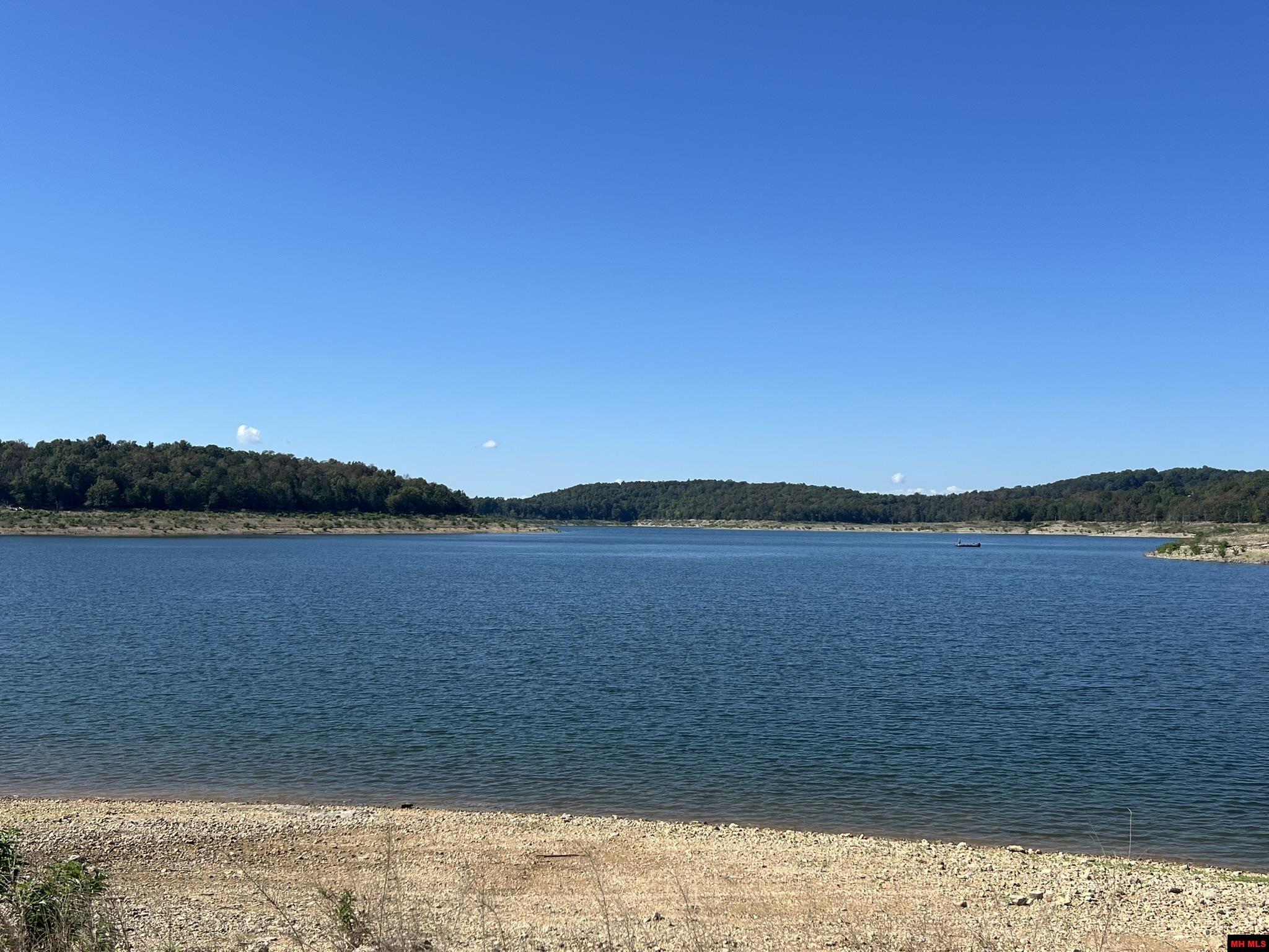 775 CR 505 Mountain Home, AR 72653