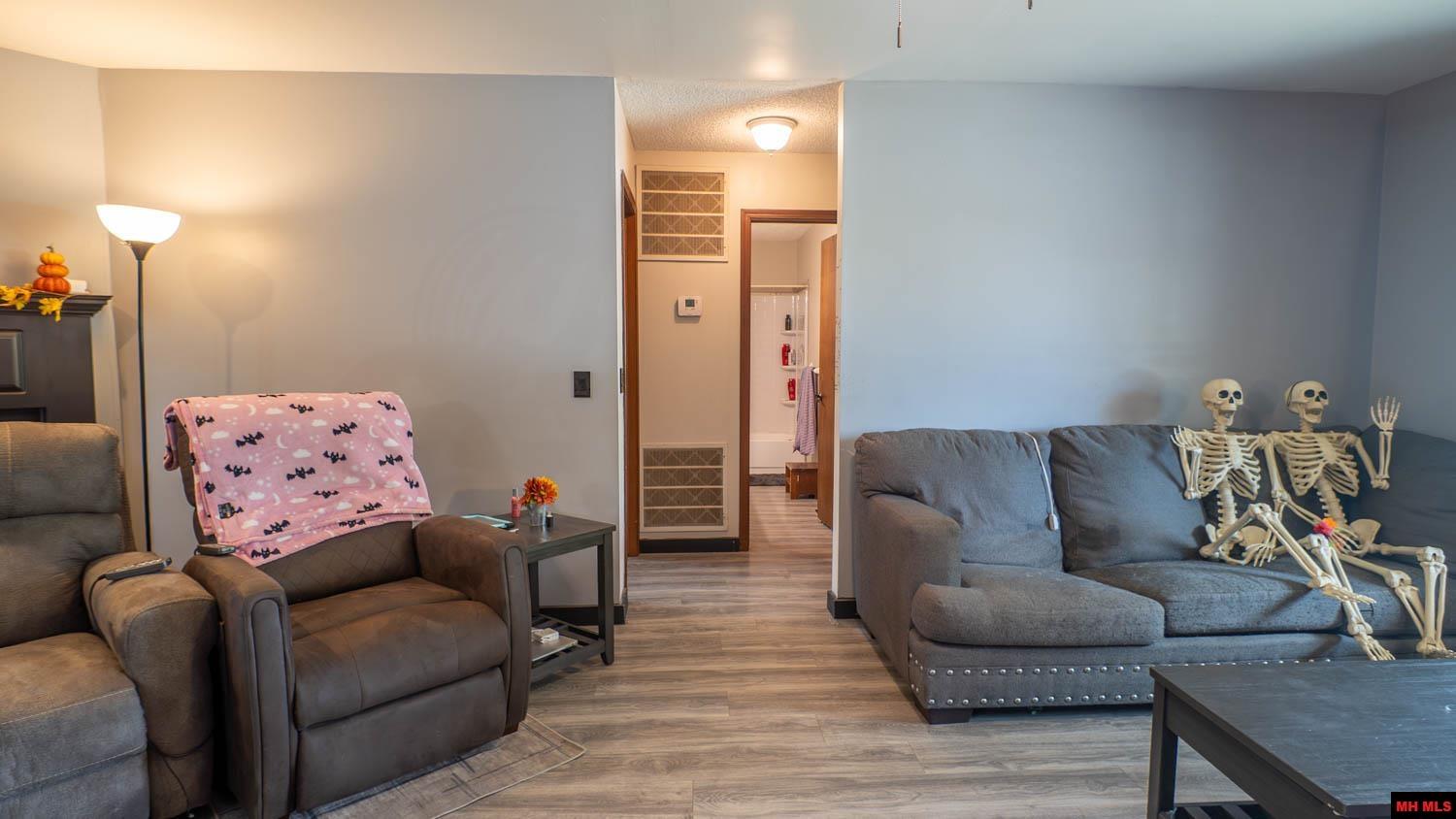 1905 VAN BUREN AVENUE Mountain Home, AR 72653