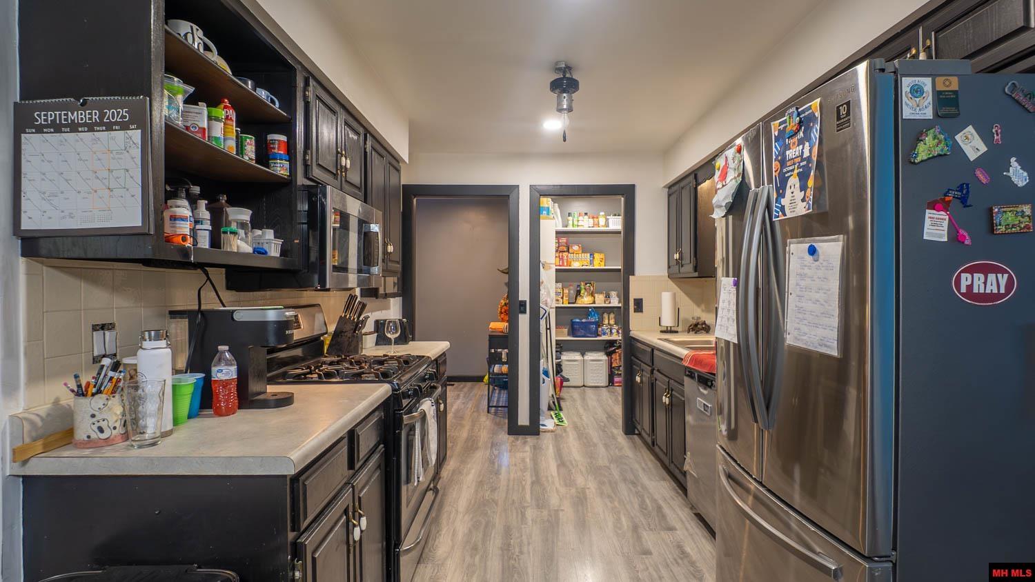 1905 VAN BUREN AVENUE Mountain Home, AR 72653