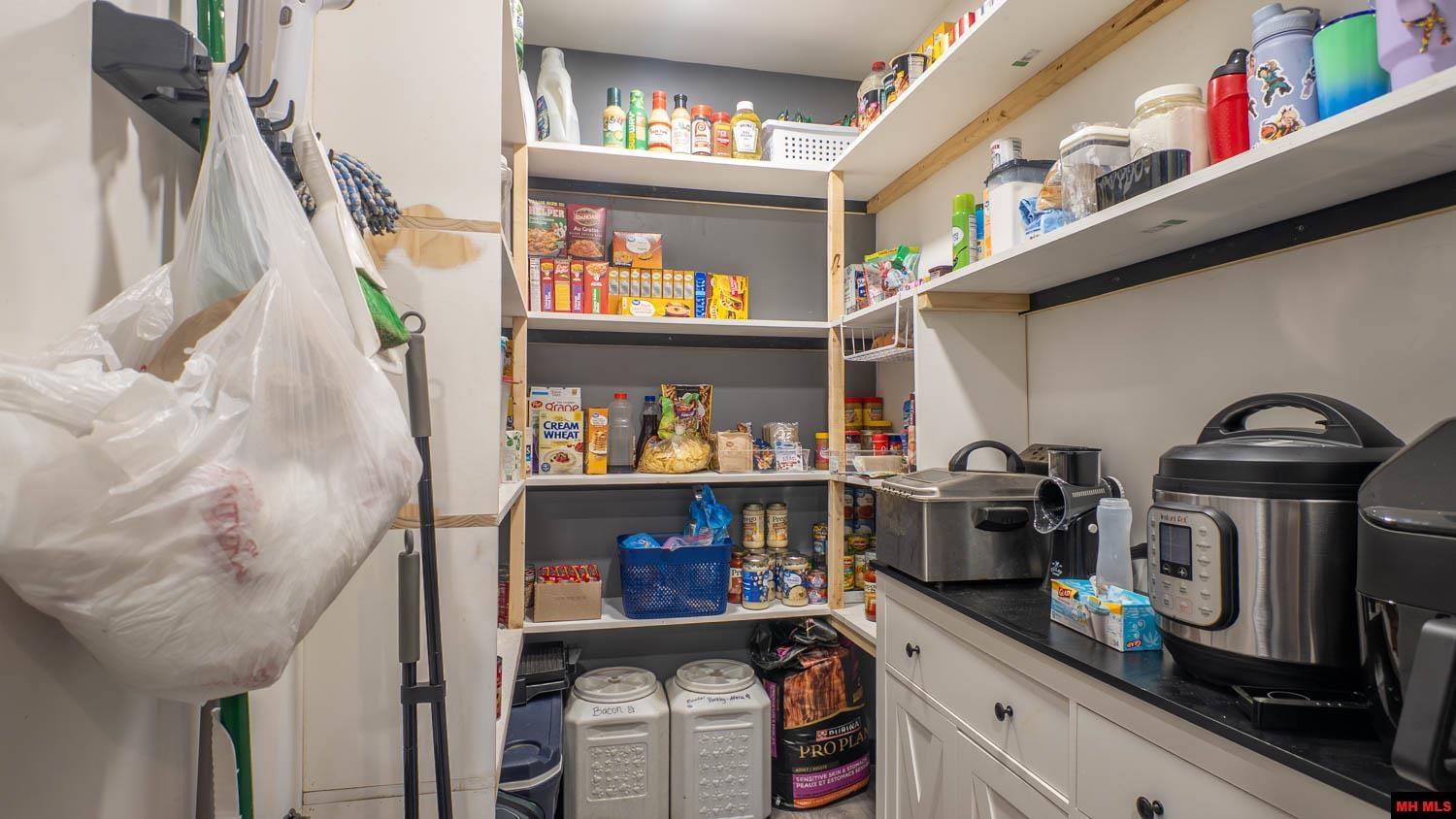 1905 VAN BUREN AVENUE Mountain Home, AR 72653