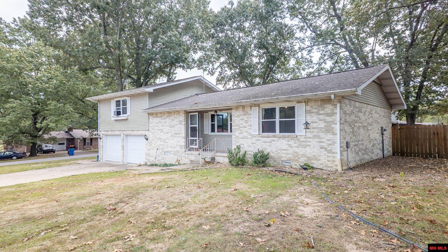 1905 VAN BUREN AVENUE Mountain Home, AR 72653