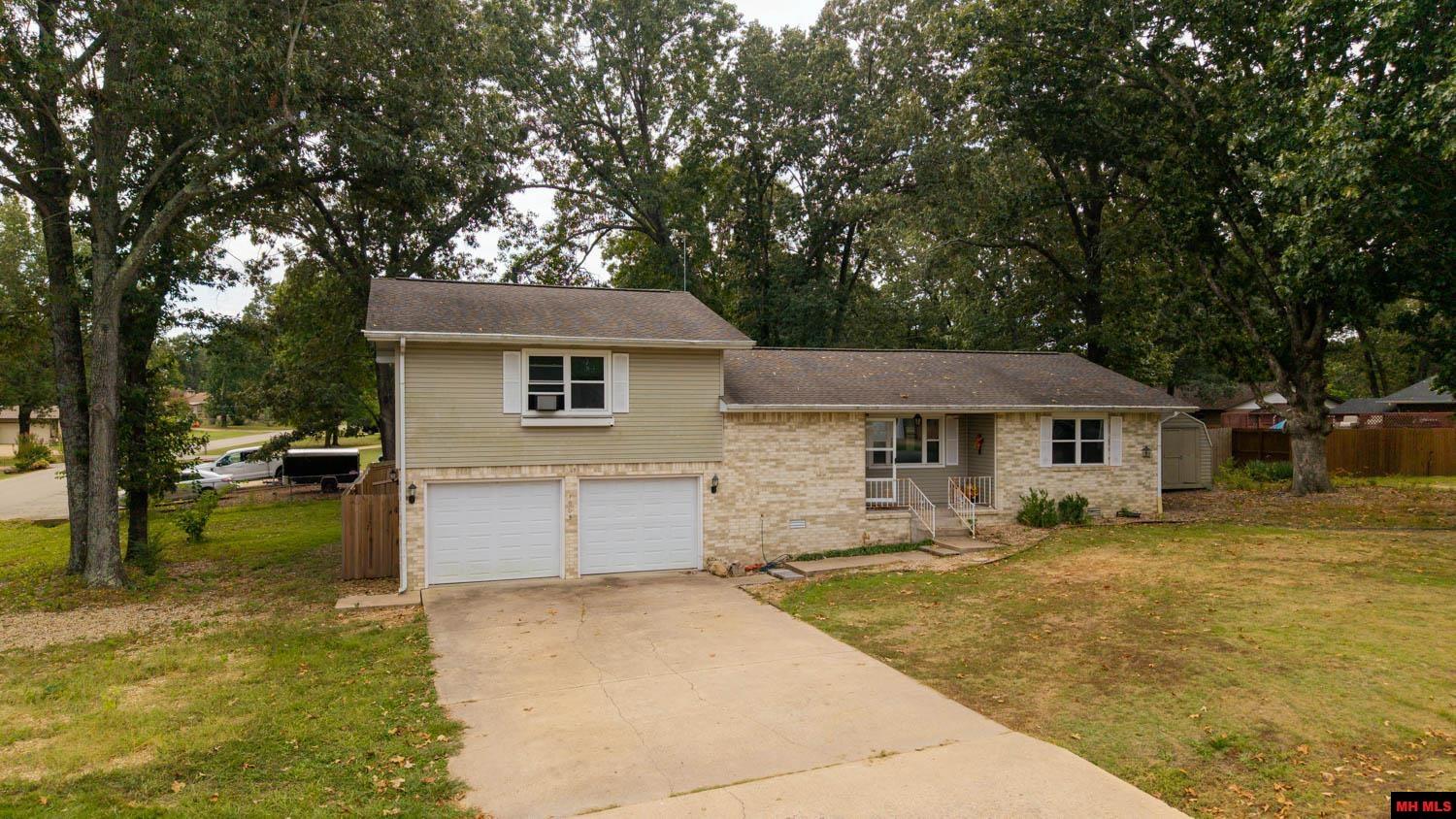 1905 VAN BUREN AVENUE Mountain Home, AR 72653