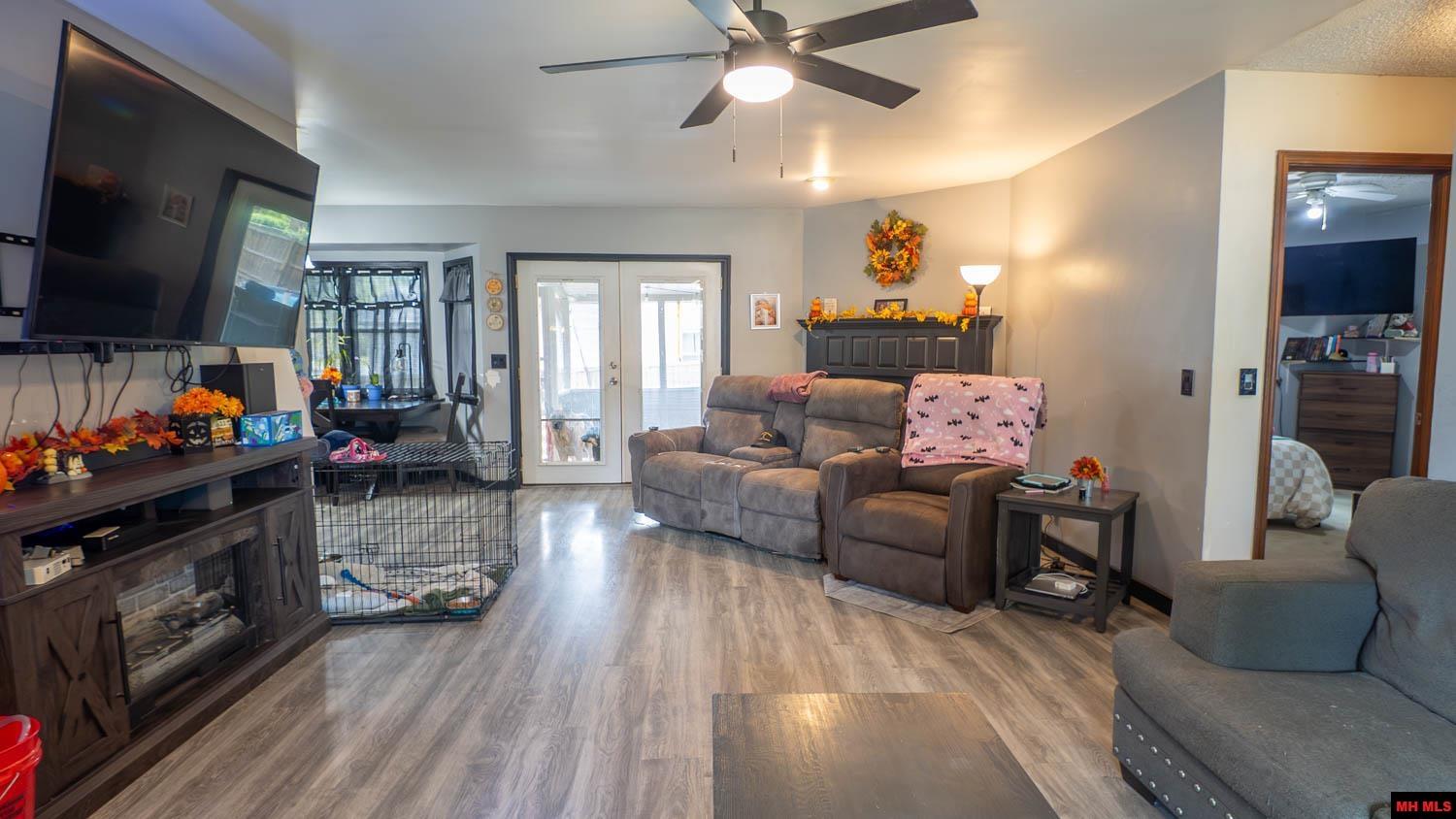 1905 VAN BUREN AVENUE Mountain Home, AR 72653