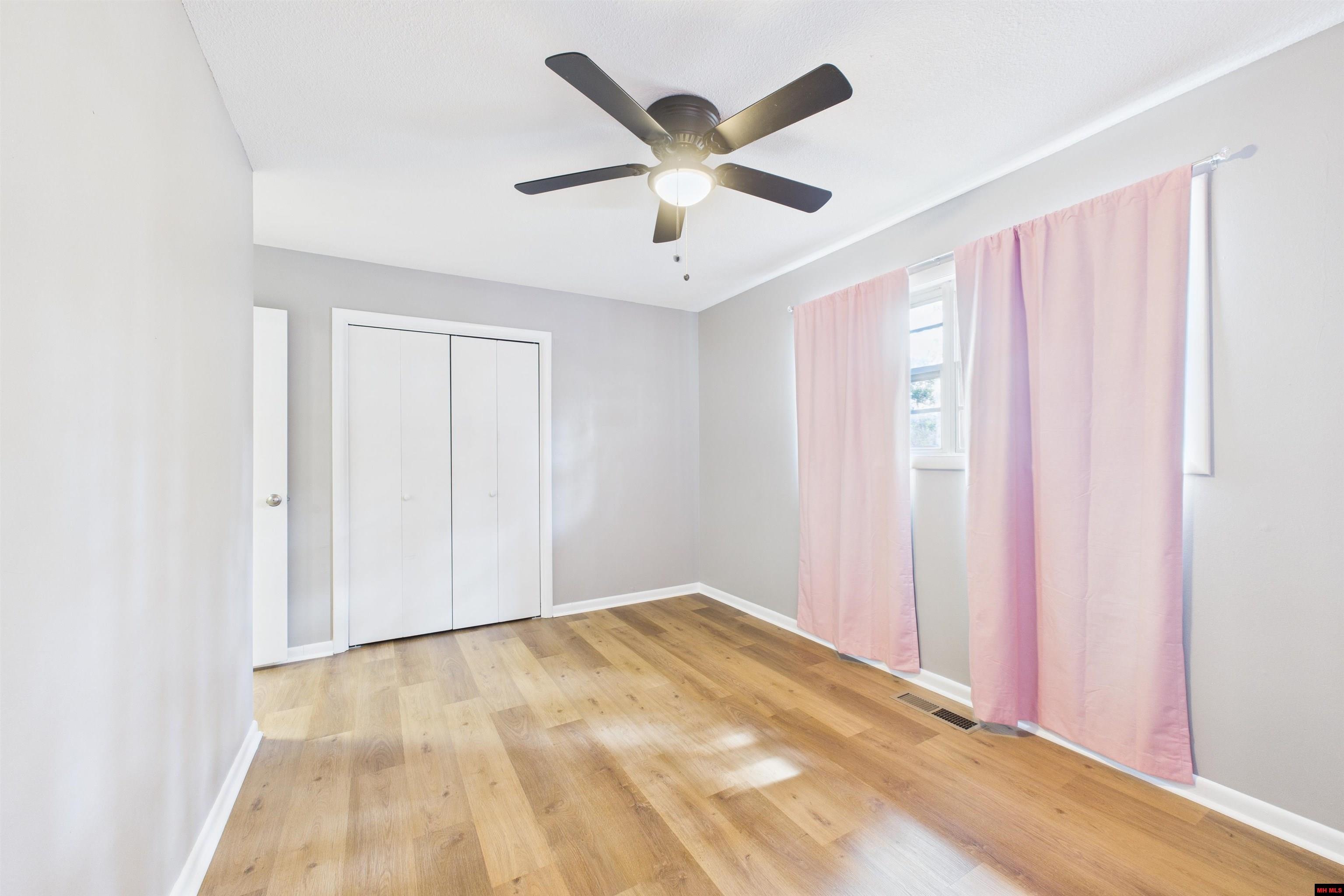 709 WALKER STREET Mountain Home, AR 72653