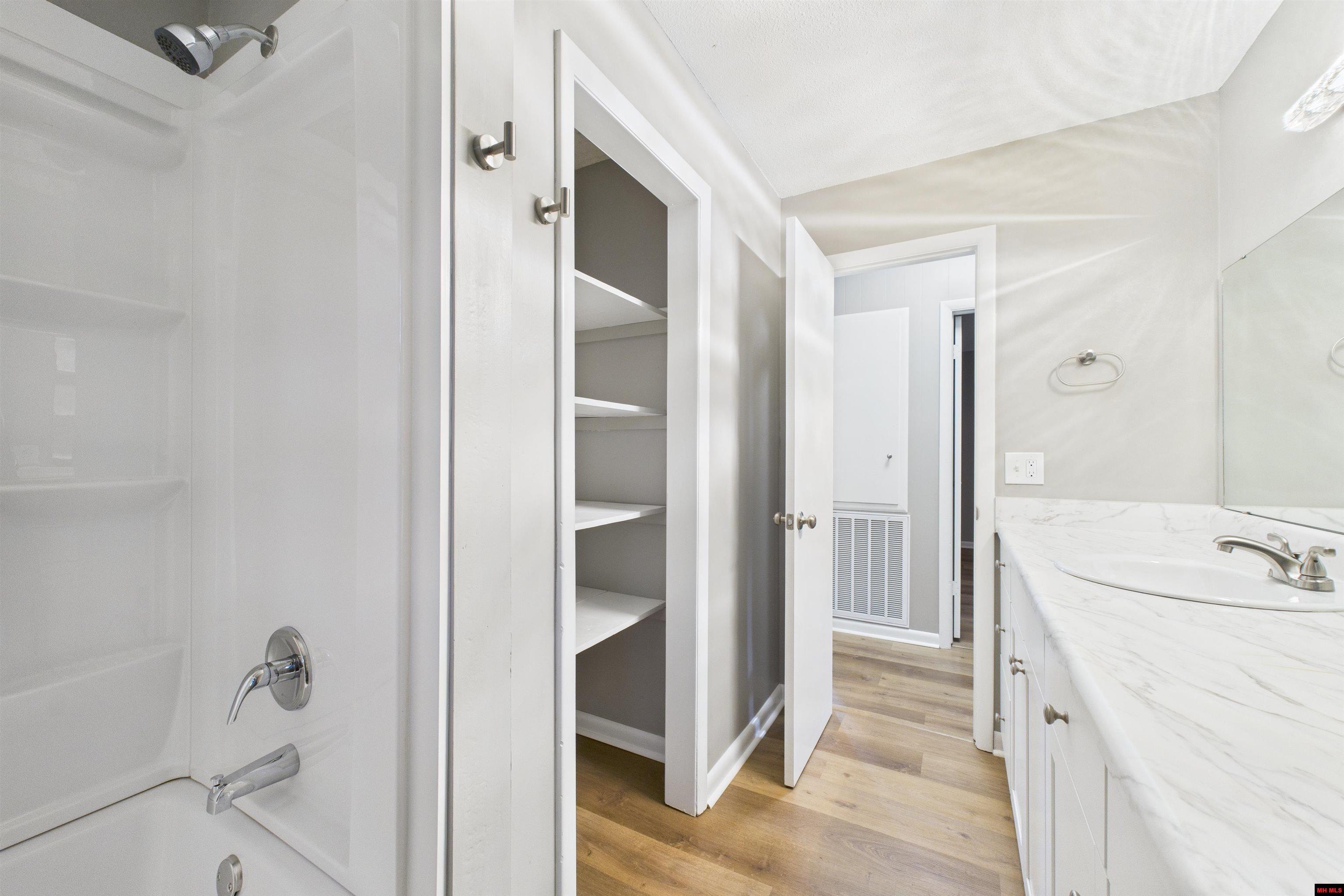 709 WALKER STREET Mountain Home, AR 72653