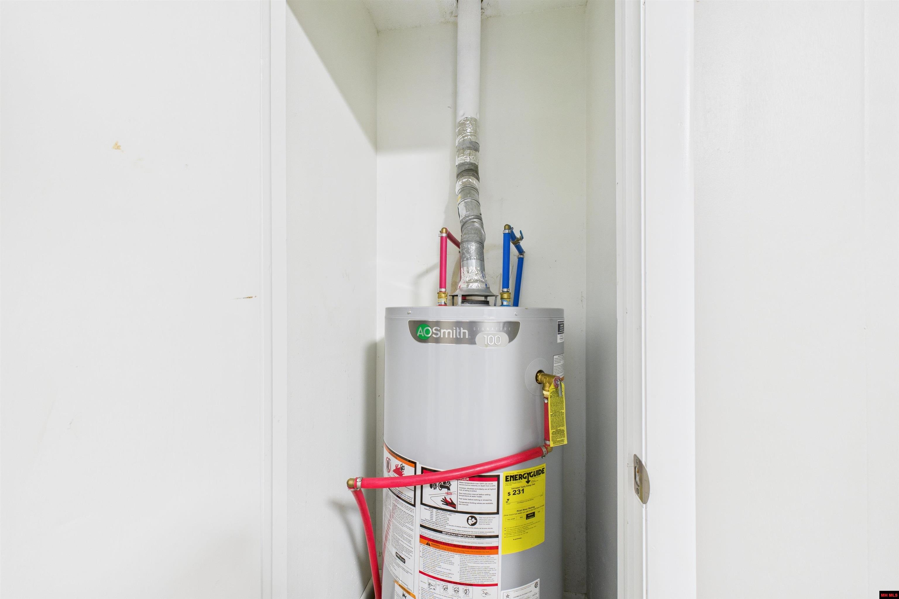 709 WALKER STREET Mountain Home, AR 72653