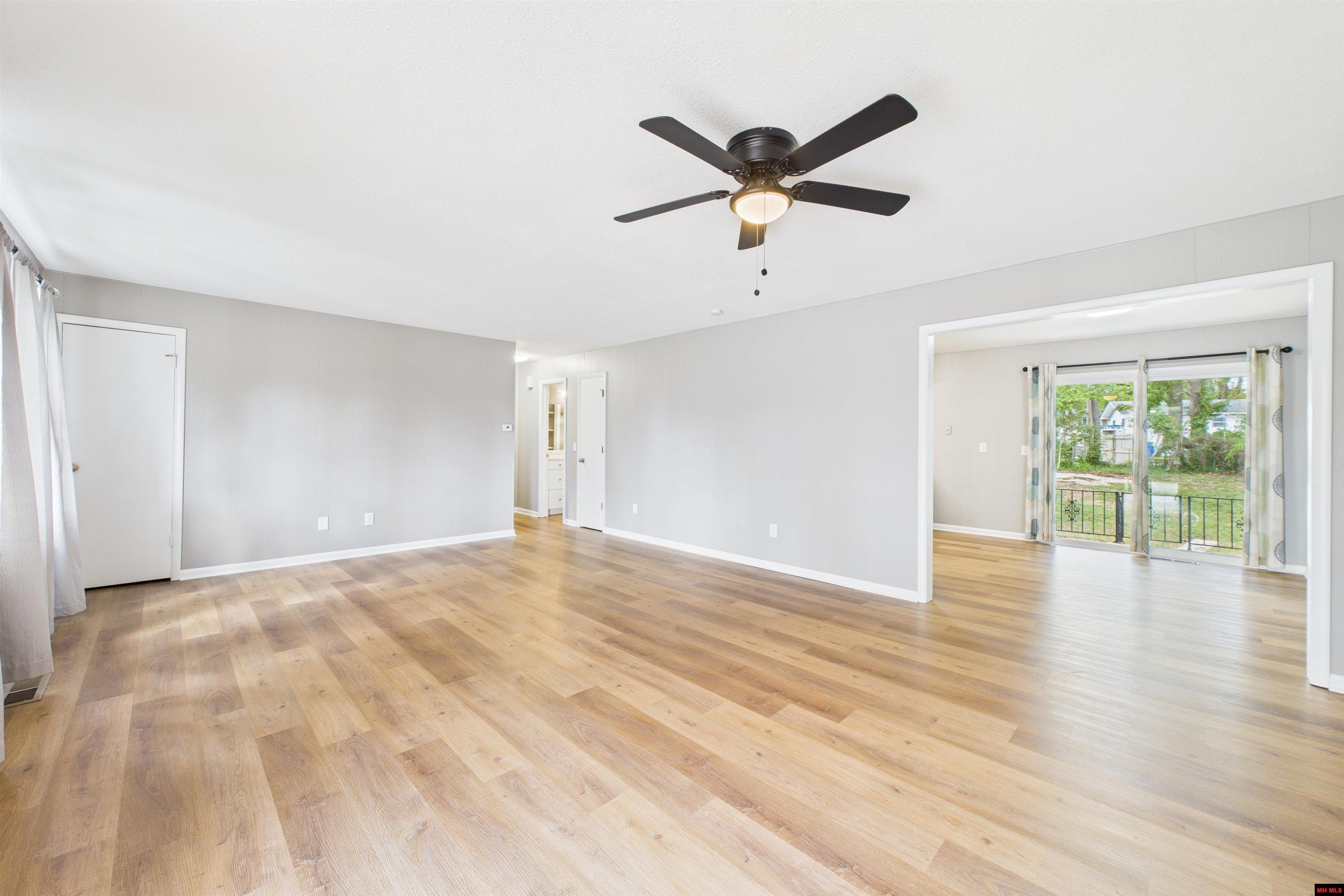 709 WALKER STREET Mountain Home, AR 72653