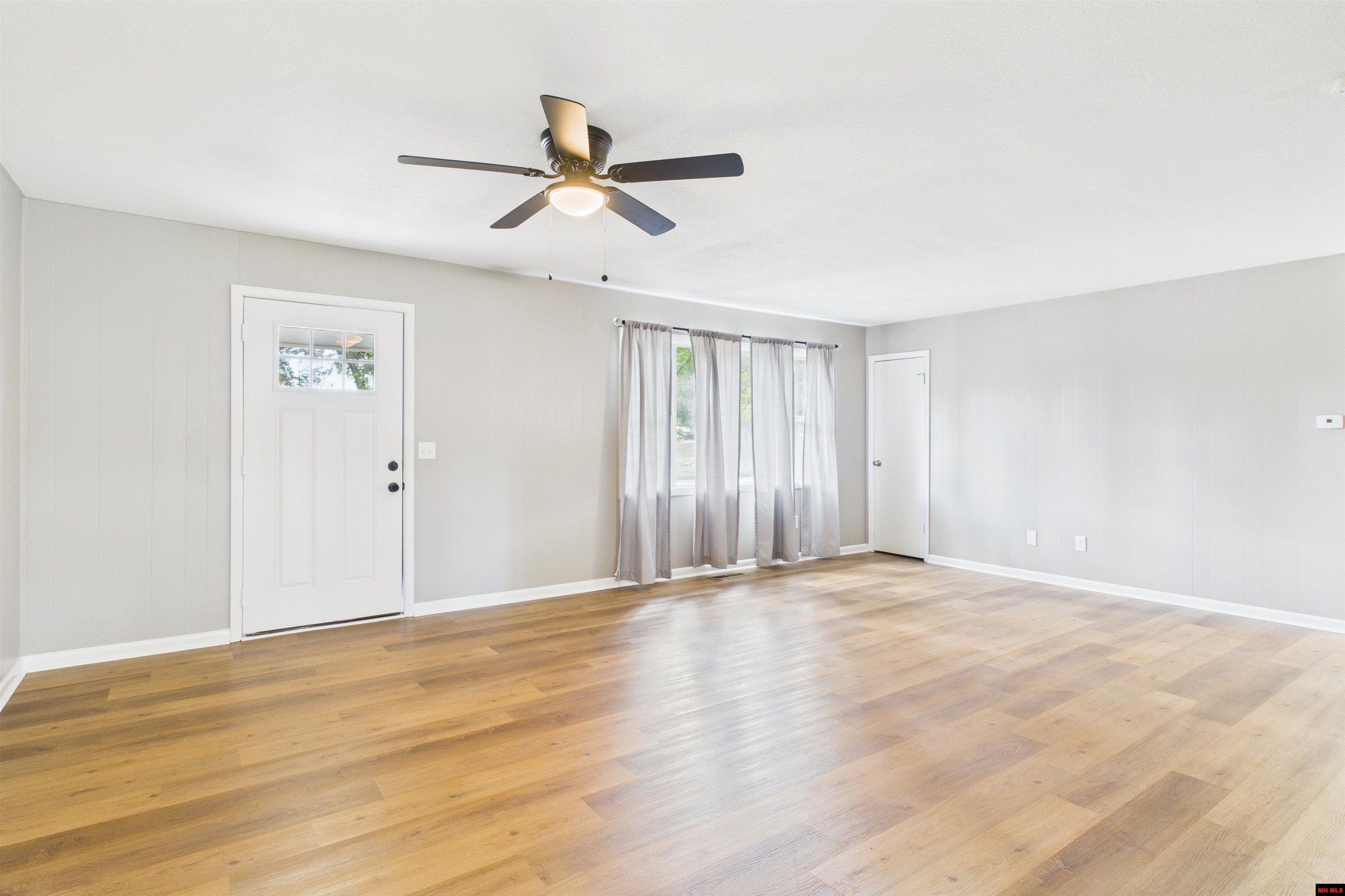 709 WALKER STREET Mountain Home, AR 72653