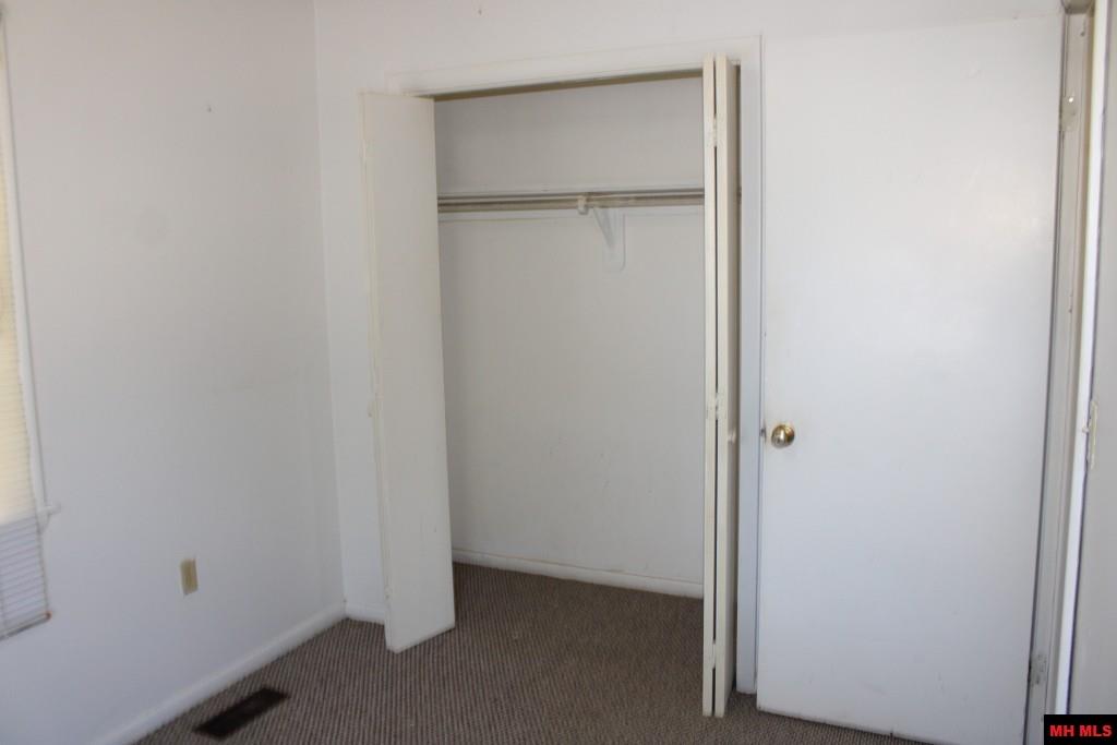 1000 BROADWAY Yellville, AR