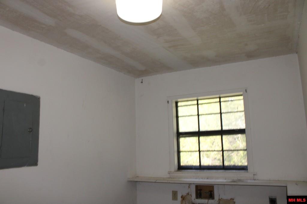 1000 BROADWAY Yellville, AR