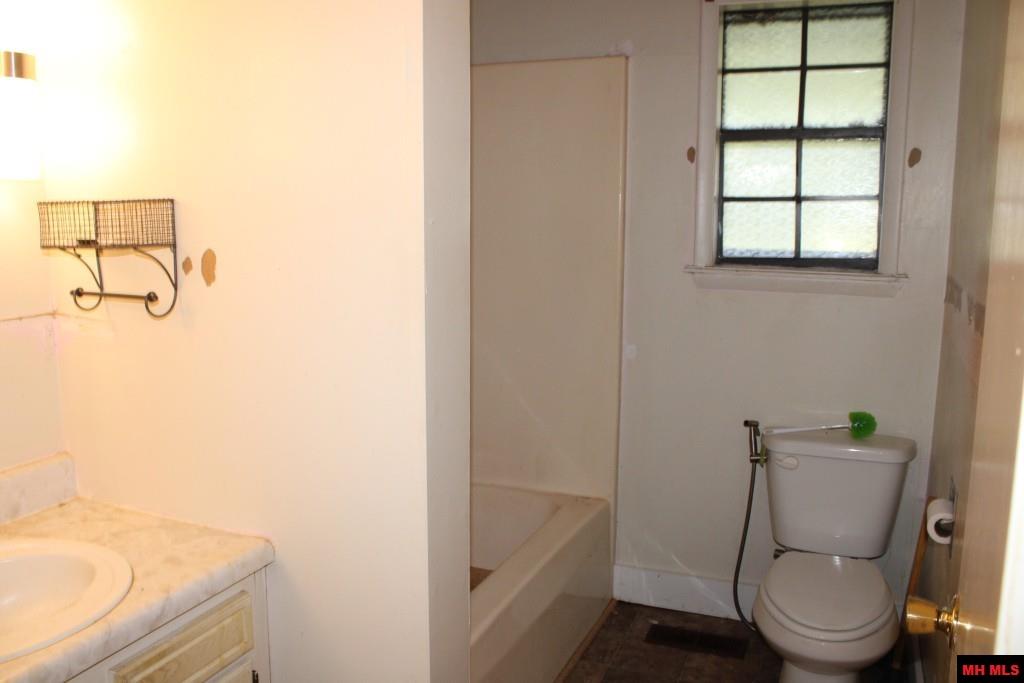 1000 BROADWAY Yellville, AR