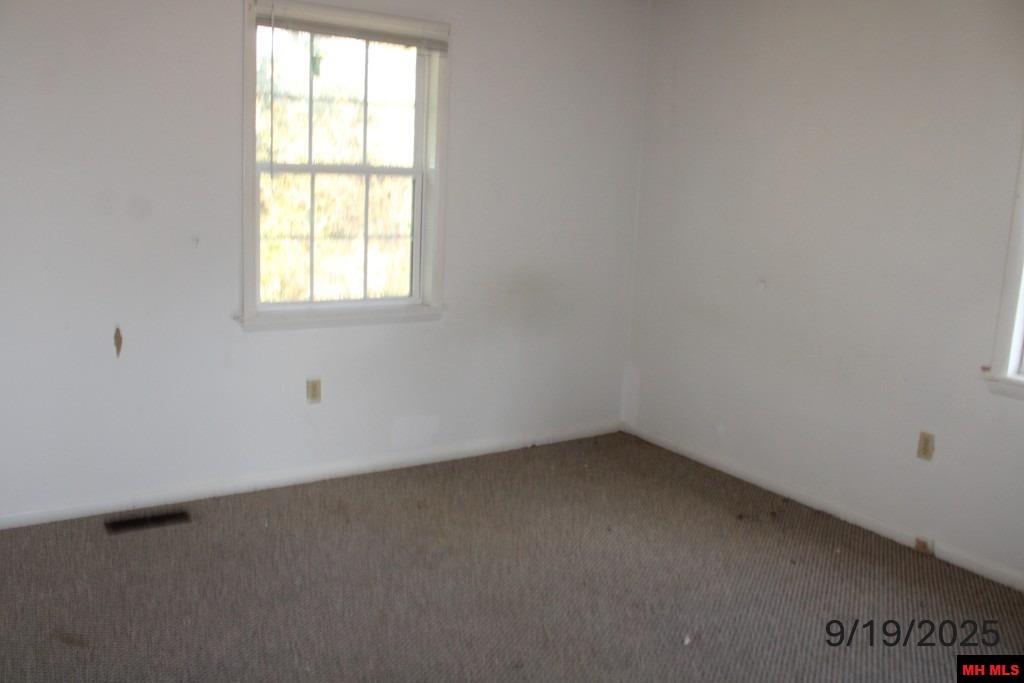 1000 BROADWAY Yellville, AR