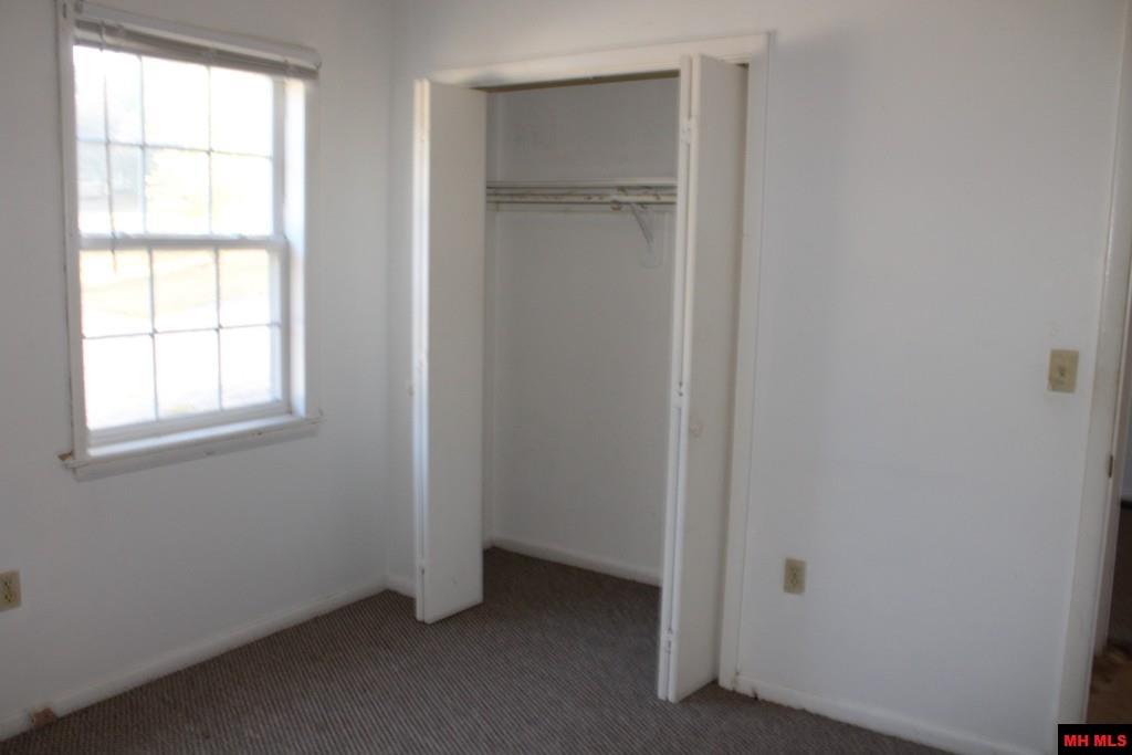 1000 BROADWAY Yellville, AR