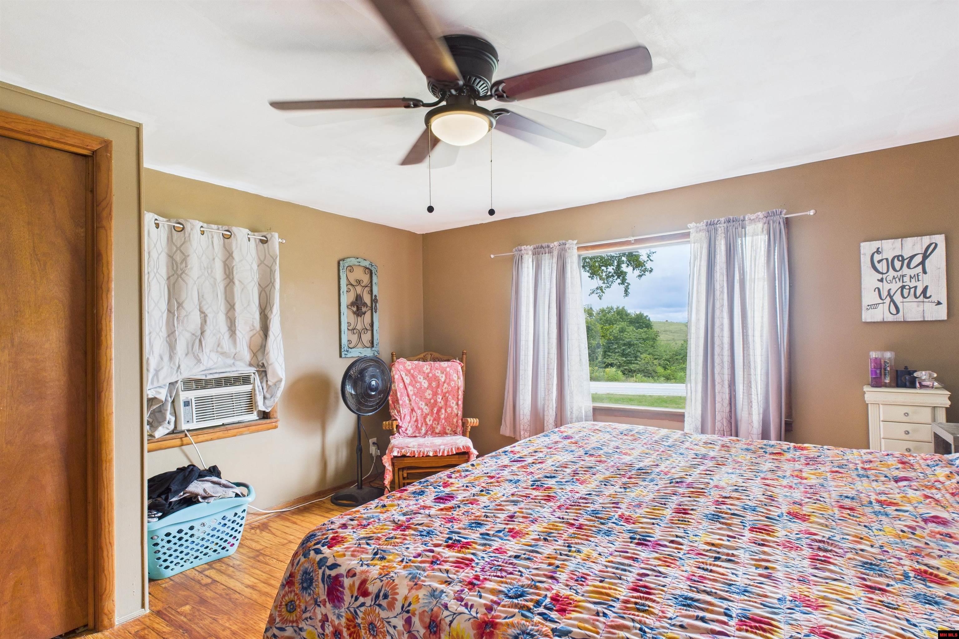 12597 W HWY 62 Harrison, AR