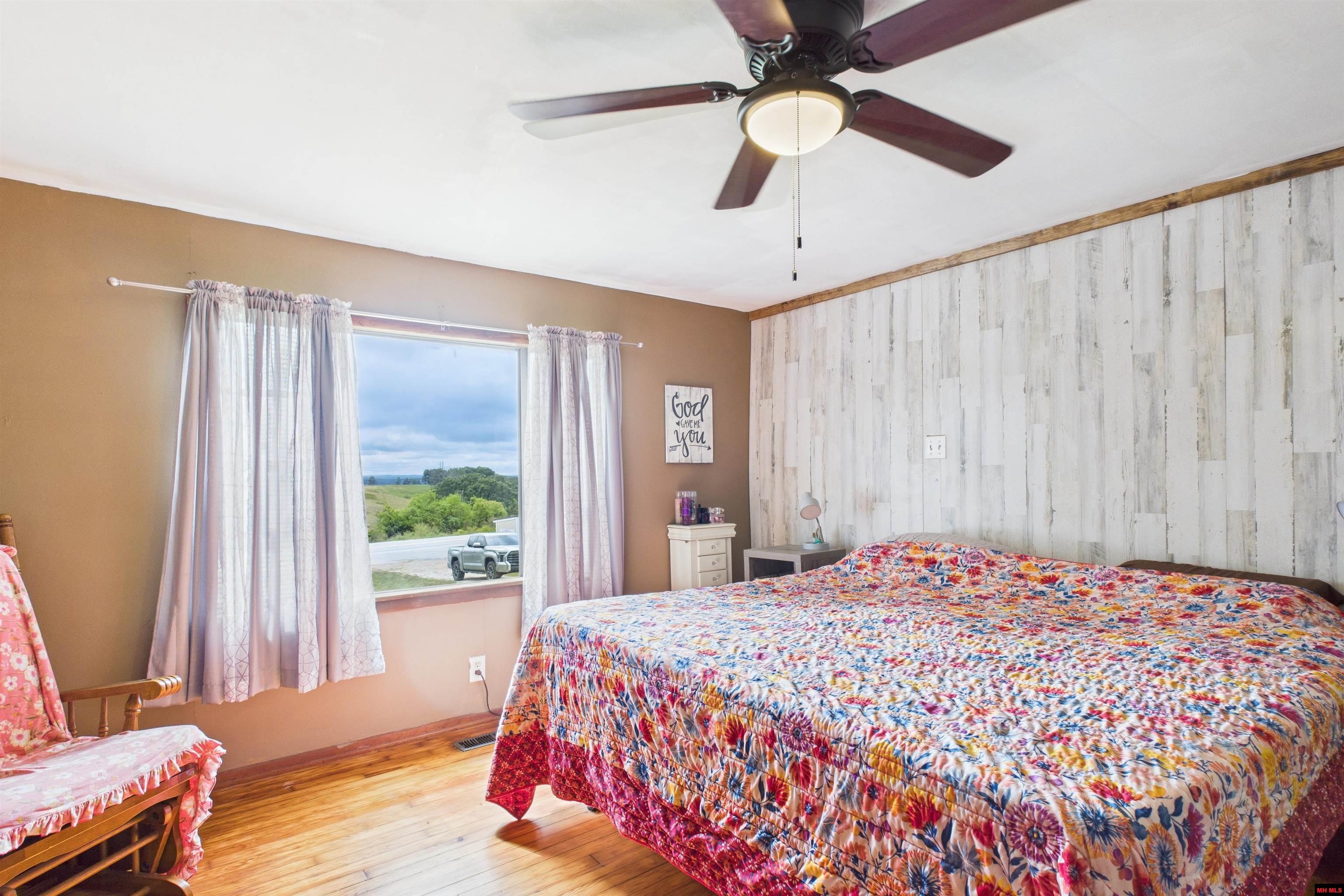 12597 W HWY 62 Harrison, AR