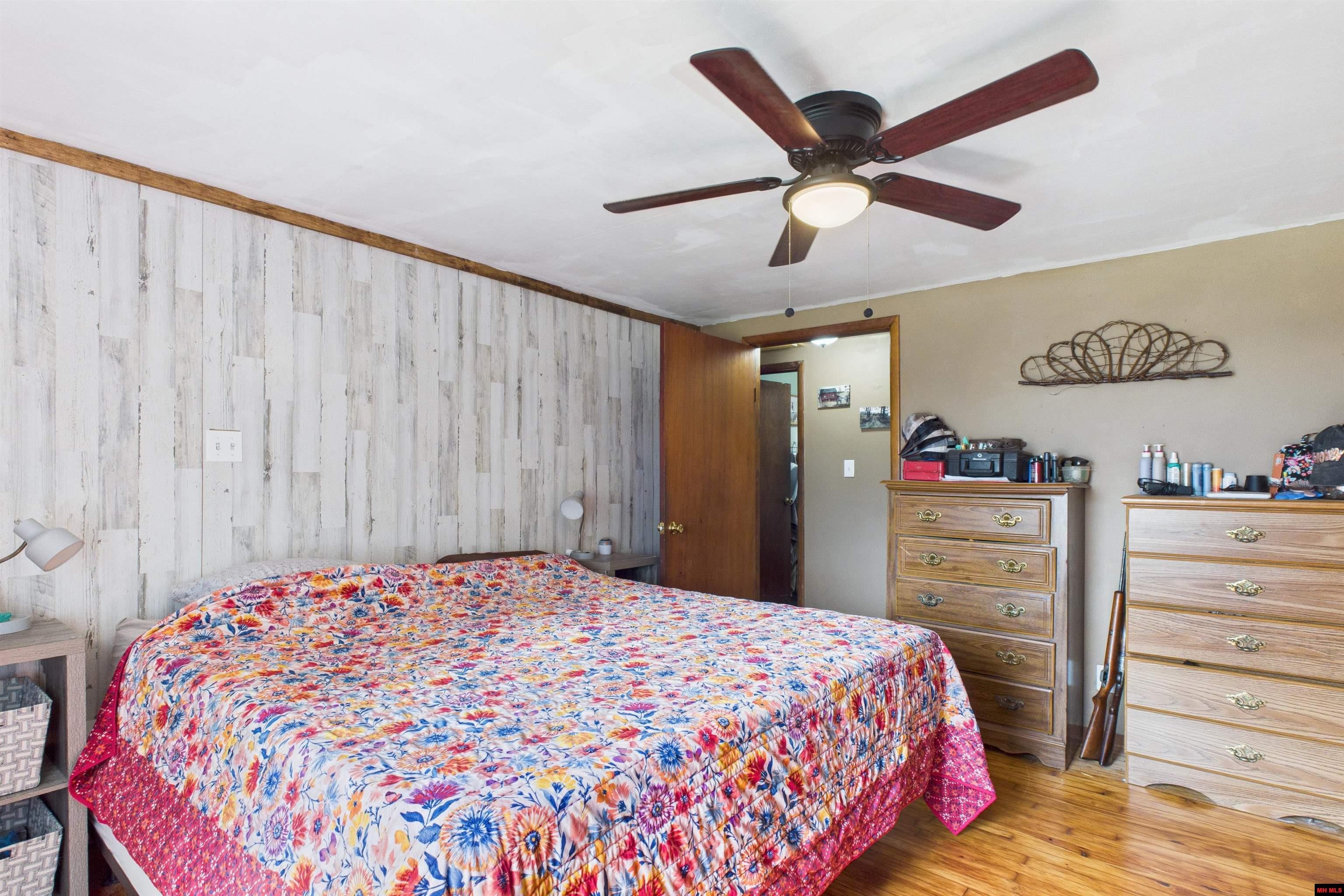 12597 W HWY 62 Harrison, AR