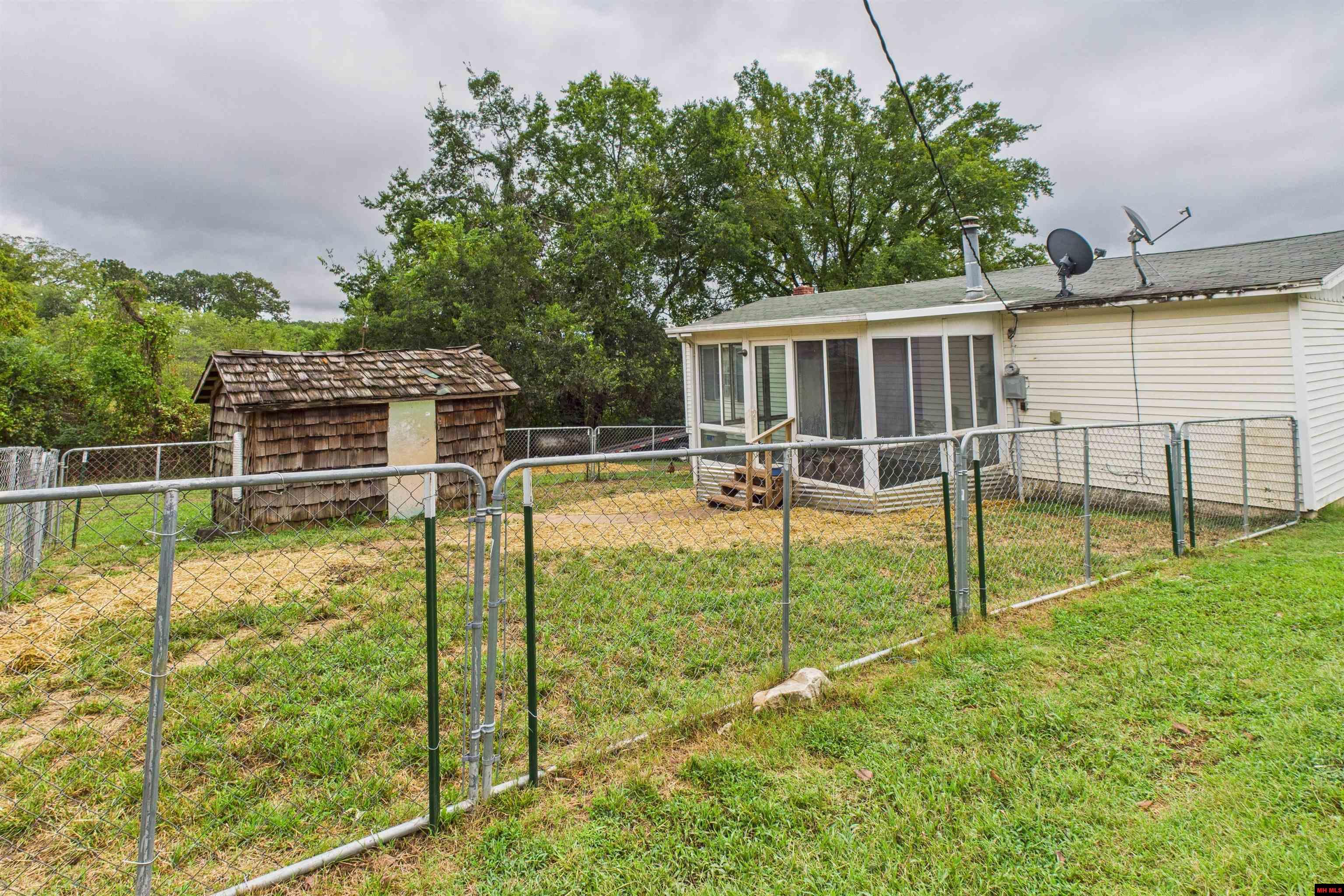 12597 W HWY 62 Harrison, AR